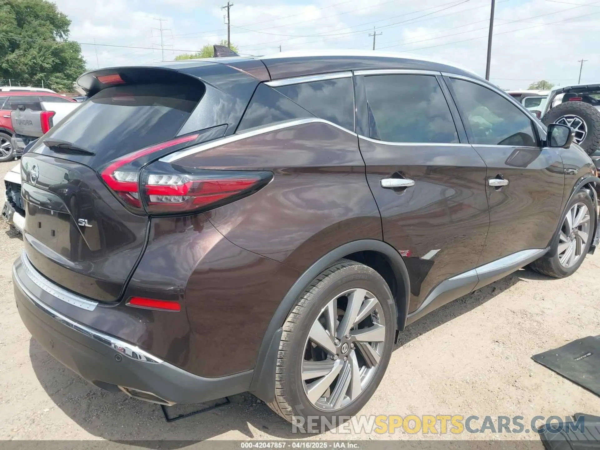 4 Photograph of a damaged car 5N1AZ2CJ5LN150831 NISSAN MURANO 2020
