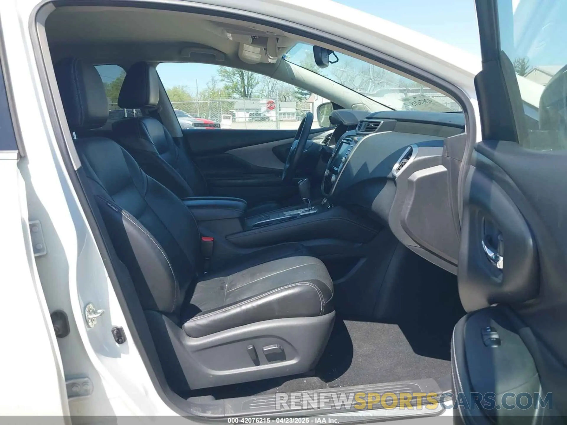 5 Photograph of a damaged car 5N1AZ2CS1LN131184 NISSAN MURANO 2020