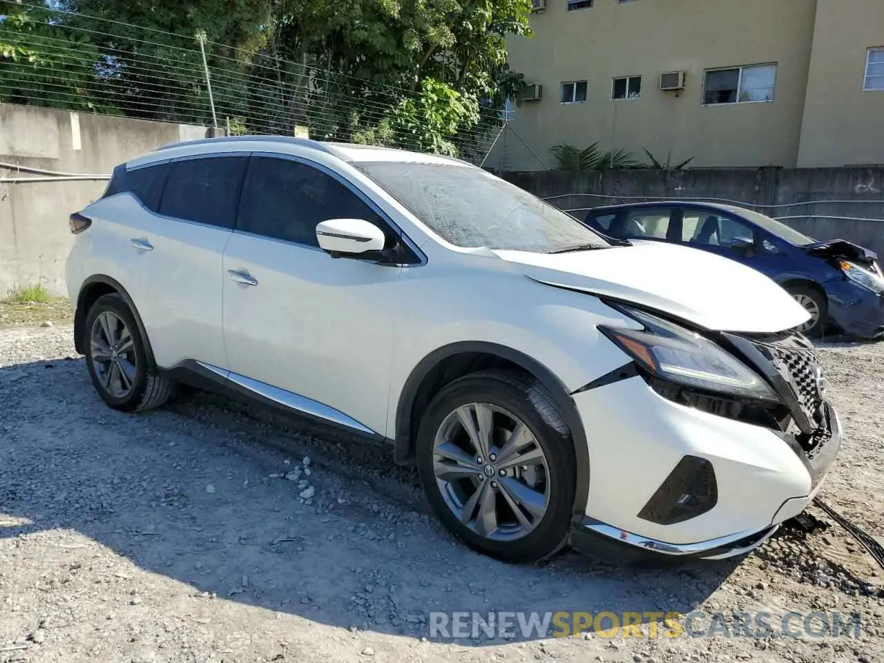 4 Photograph of a damaged car 5N1AZ2DS9LN110680 NISSAN MURANO 2020