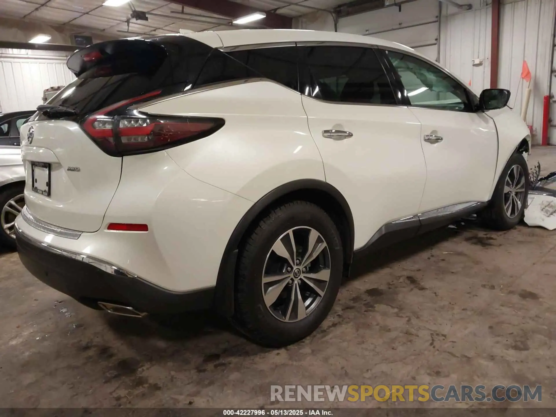 4 Photograph of a damaged car 5N1AZ2AS0MC117468 NISSAN MURANO 2021