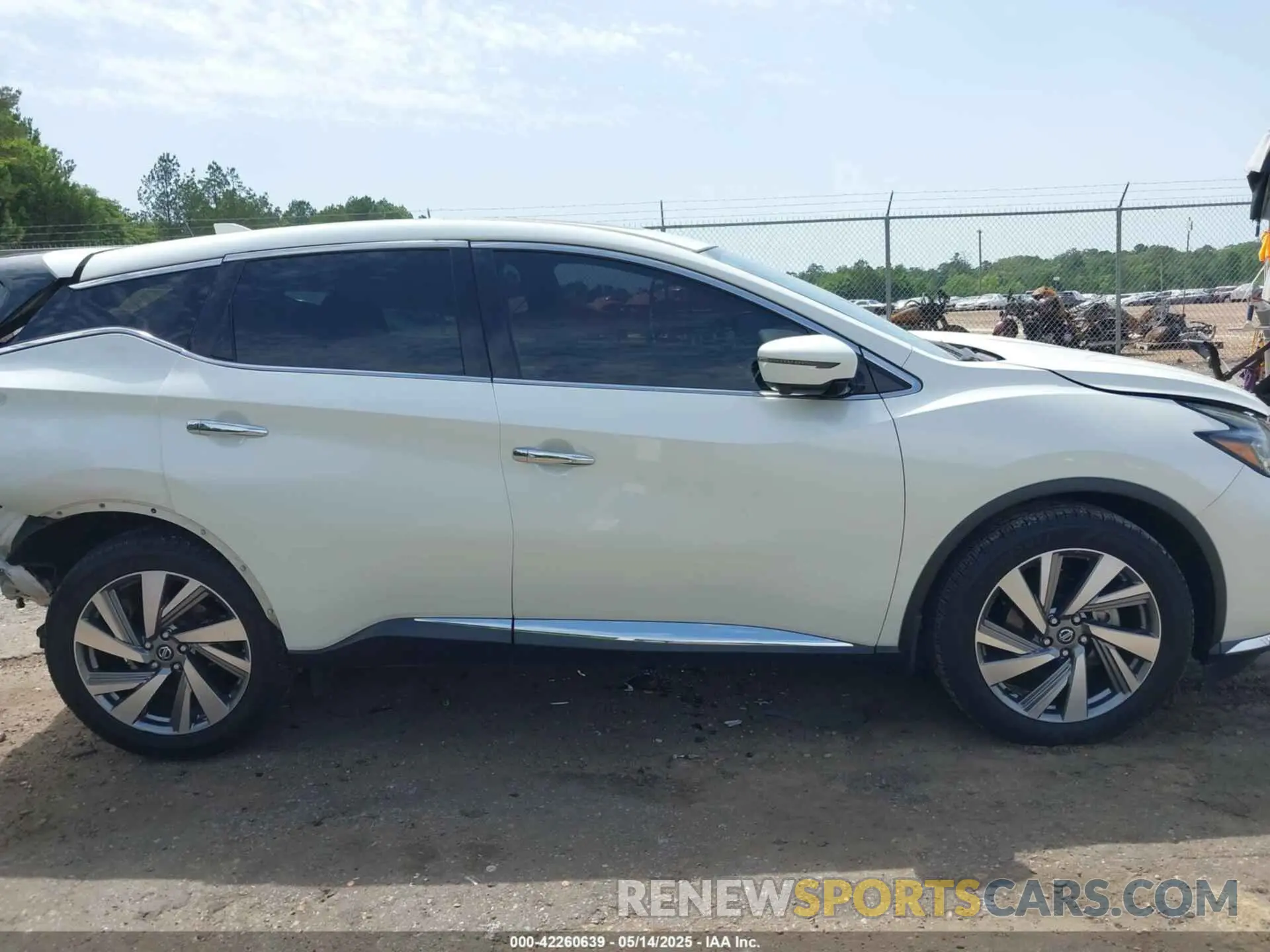 13 Photograph of a damaged car 5N1AZ2CJ2MC103785 NISSAN MURANO 2021