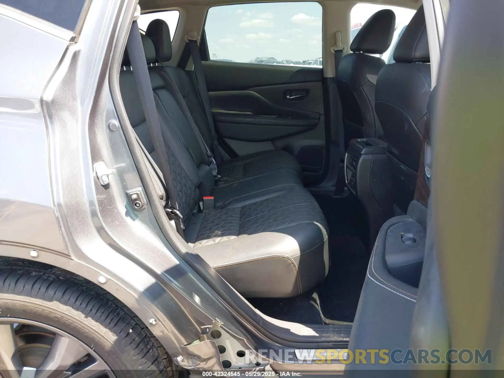 8 Photograph of a damaged car 5N1AZ2DS9MC103600 NISSAN MURANO 2021