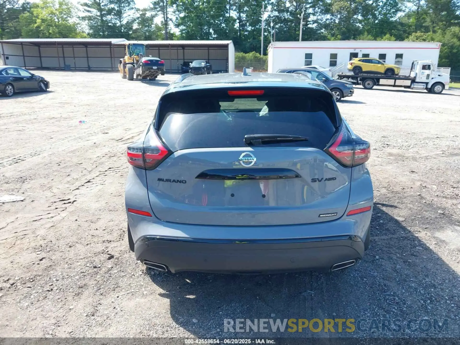 17 Photograph of a damaged car 5N1AZ2BS3NC126357 NISSAN MURANO 2022
