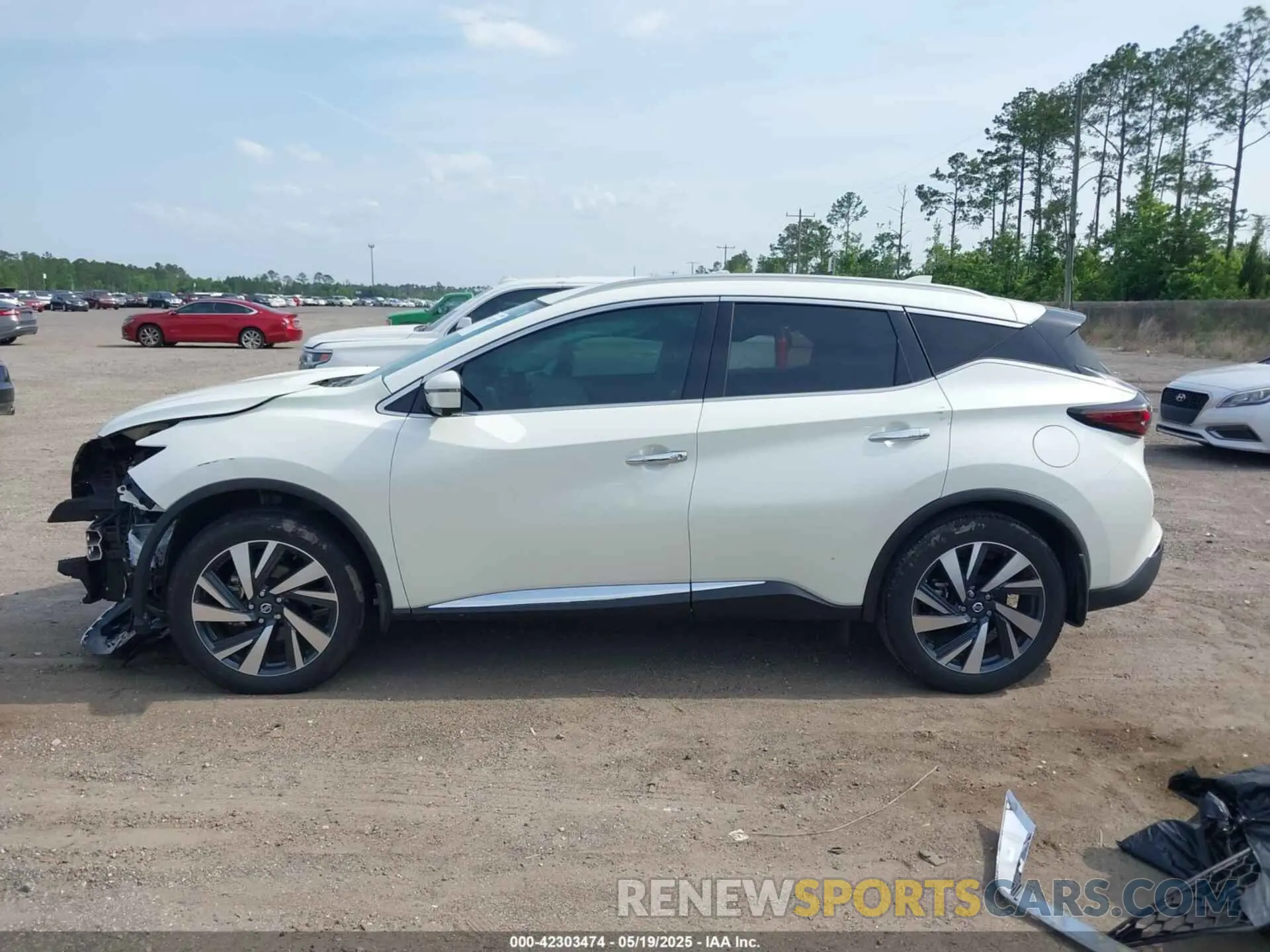 14 Photograph of a damaged car 5N1AZ2CJ7NC115996 NISSAN MURANO 2022