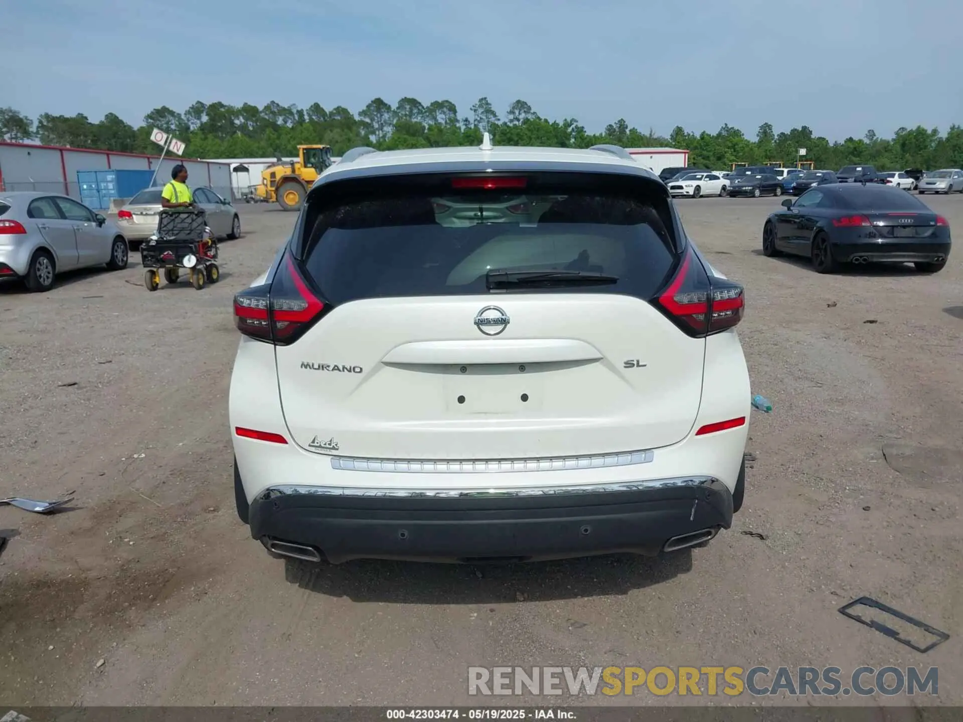 16 Photograph of a damaged car 5N1AZ2CJ7NC115996 NISSAN MURANO 2022
