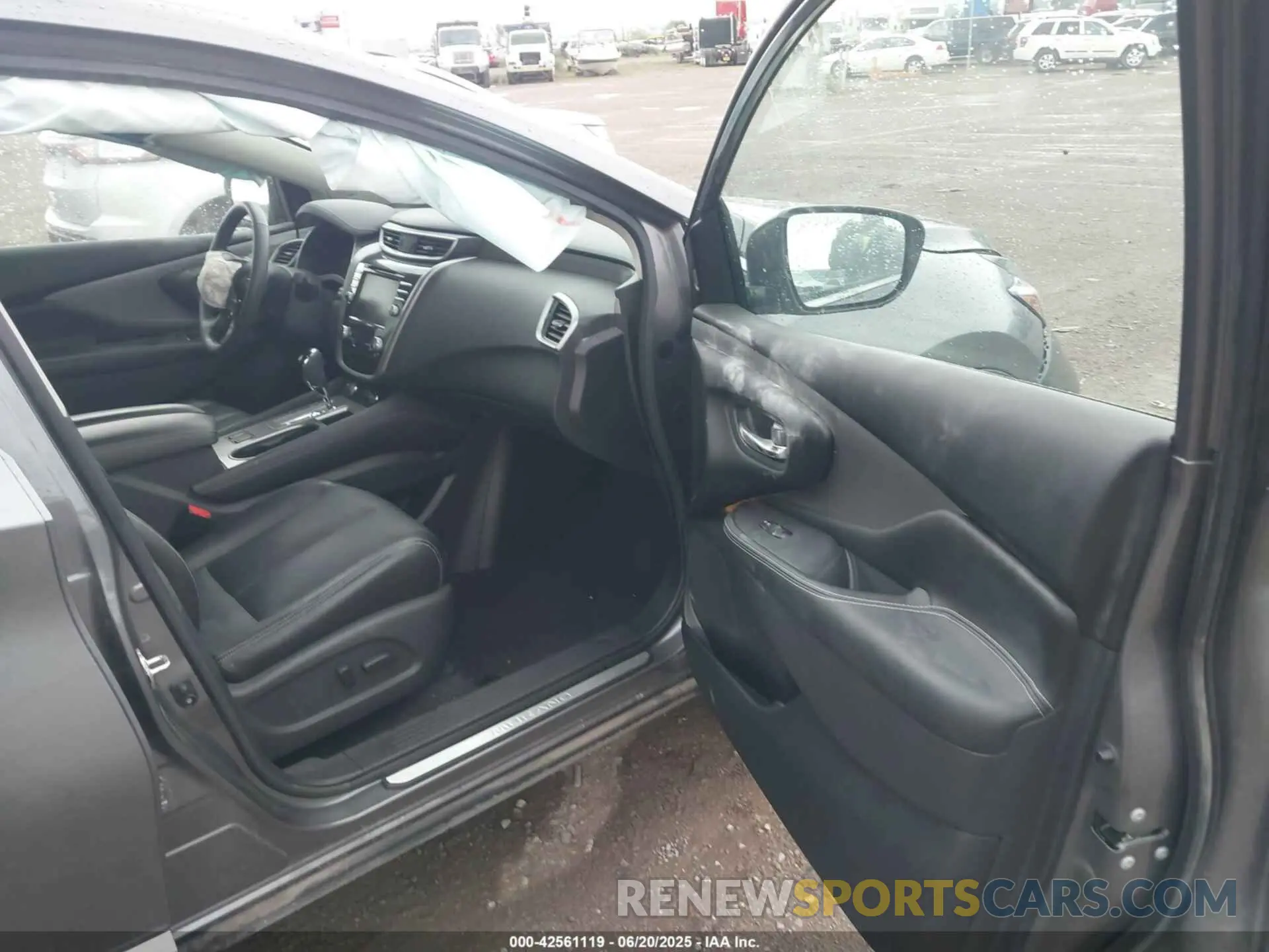5 Photograph of a damaged car 5N1AZ2CSXNC127942 NISSAN MURANO 2022