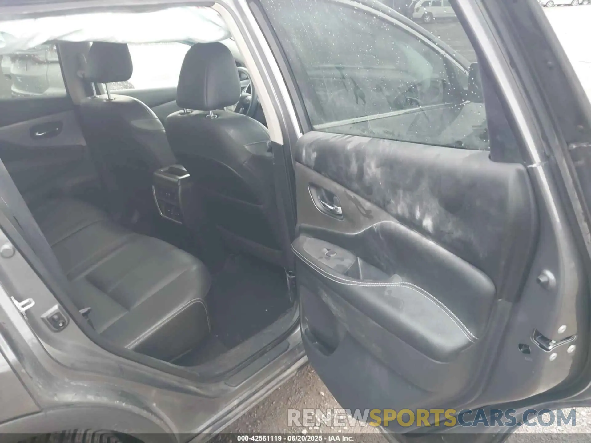 8 Photograph of a damaged car 5N1AZ2CSXNC127942 NISSAN MURANO 2022