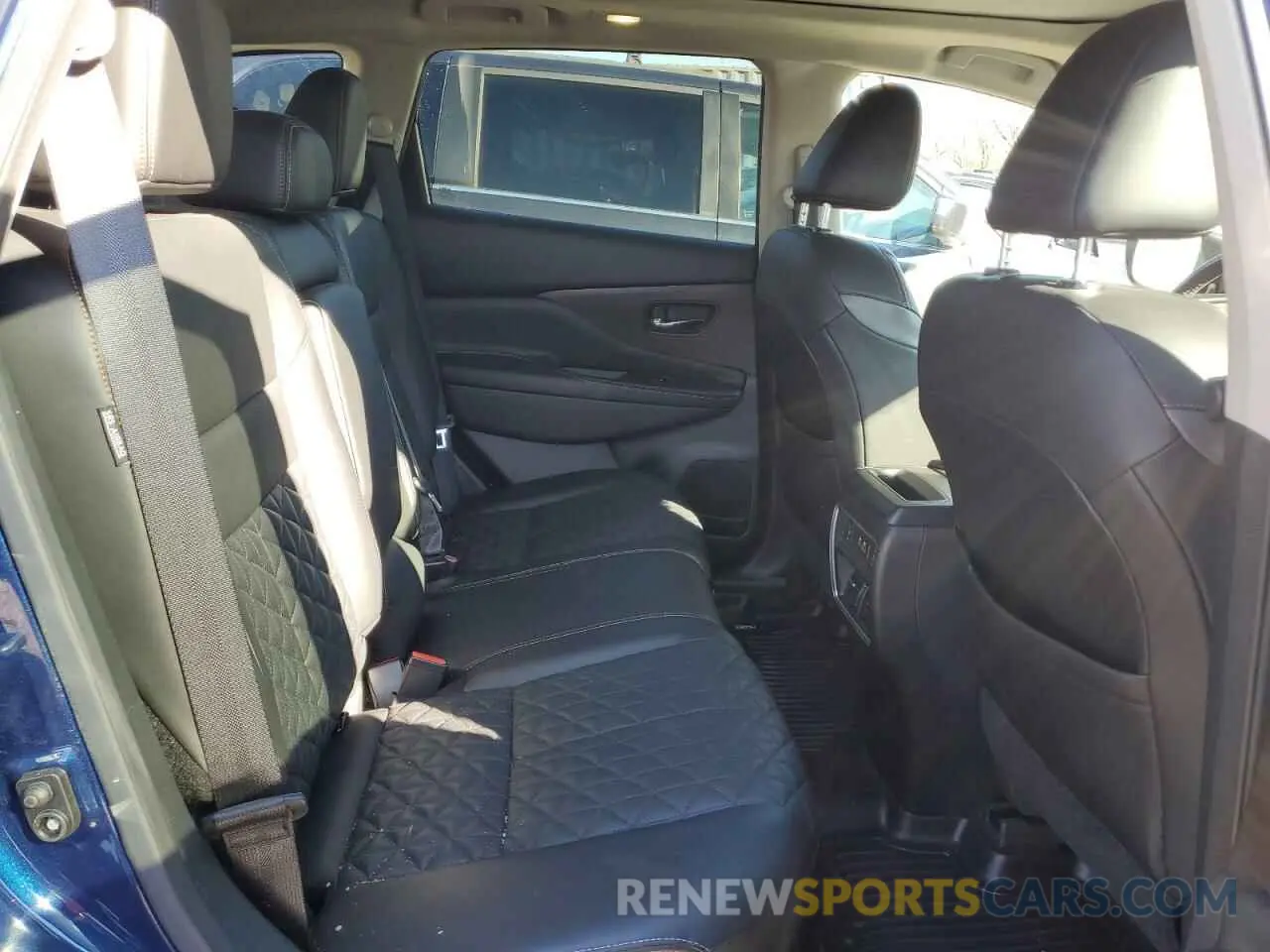 11 Photograph of a damaged car 5N1AZ2DS9NC112685 NISSAN MURANO 2022