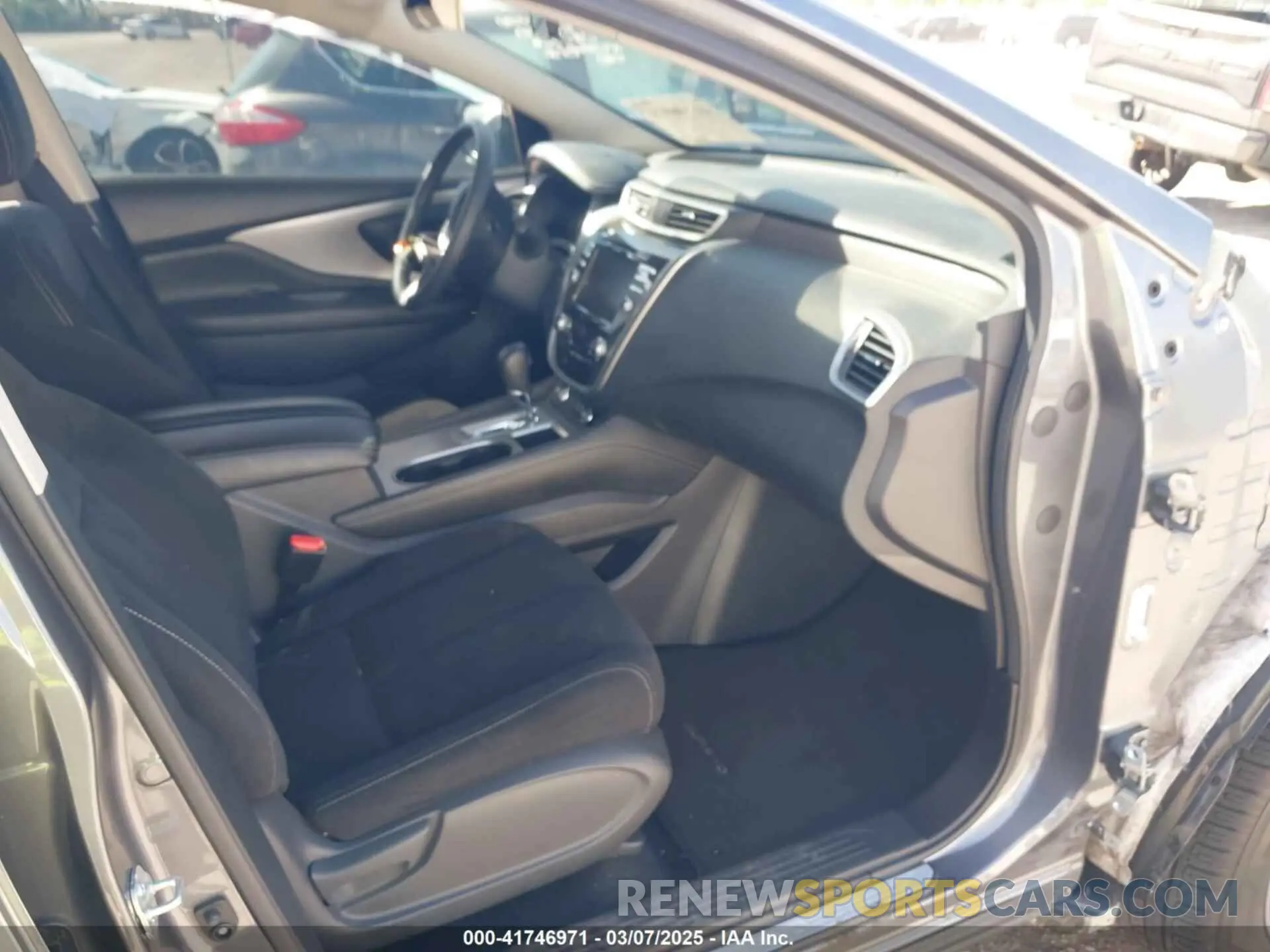 5 Photograph of a damaged car 5N1AZ2AJ3PC137693 NISSAN MURANO 2023