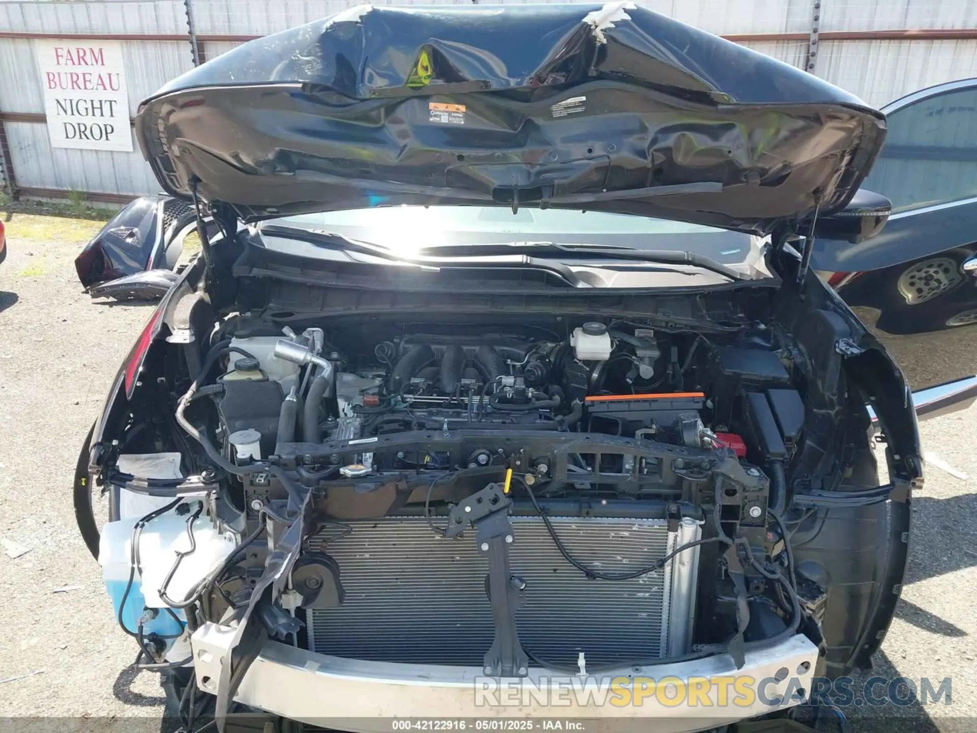 10 Photograph of a damaged car 5N1AZ2CJ2PC124155 NISSAN MURANO 2023