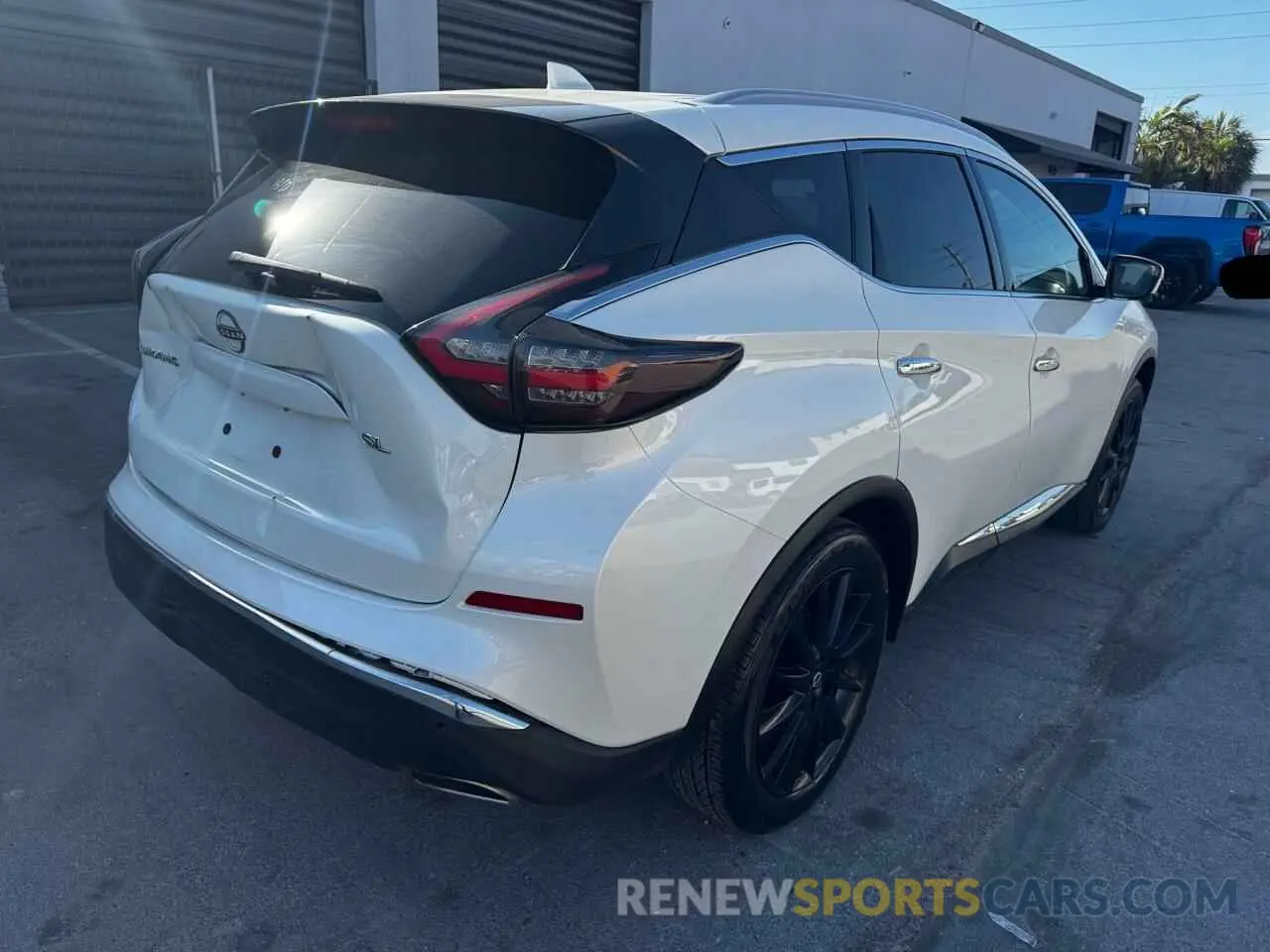 4 Photograph of a damaged car 5N1AZ2CJ8PC129022 NISSAN MURANO 2023