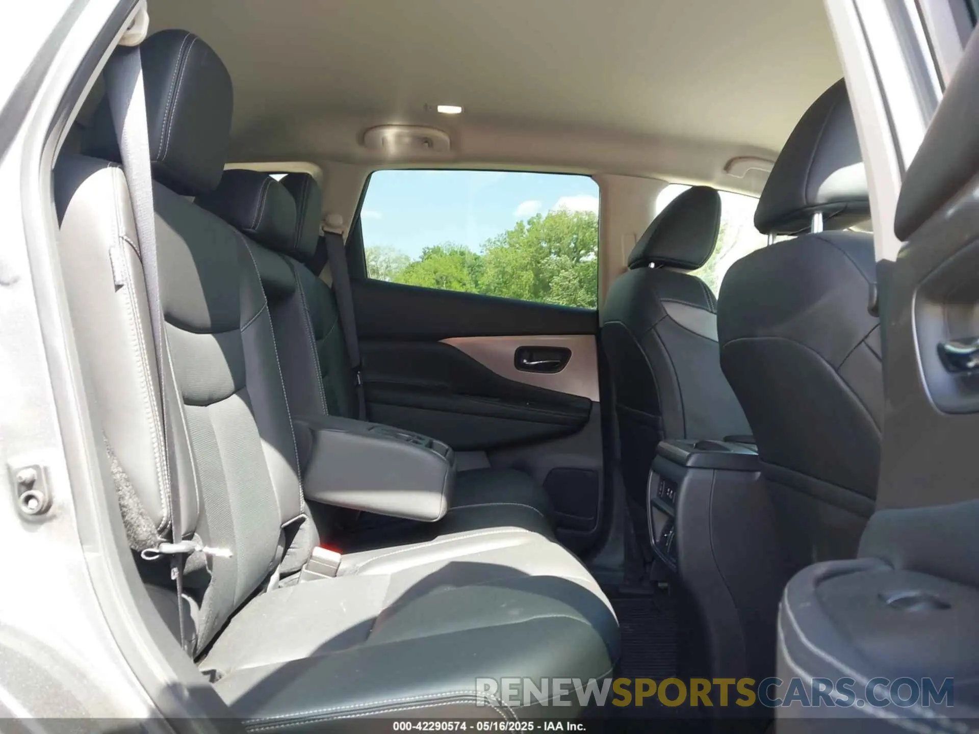 8 Photograph of a damaged car 5N1AZ2CJ9PC137016 NISSAN MURANO 2023