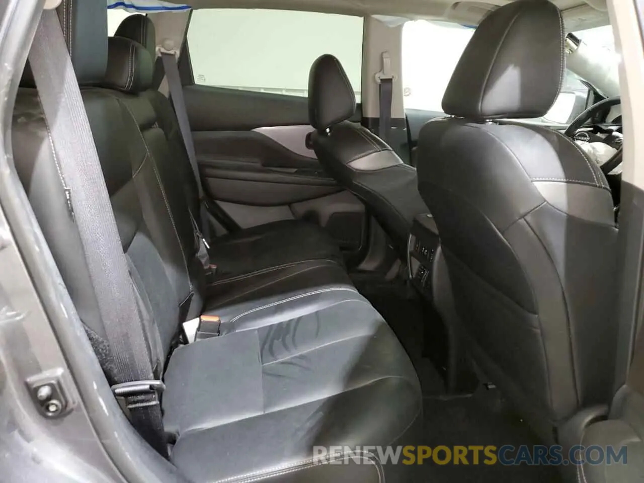 11 Photograph of a damaged car 5N1AZ2CS8PC131166 NISSAN MURANO 2023