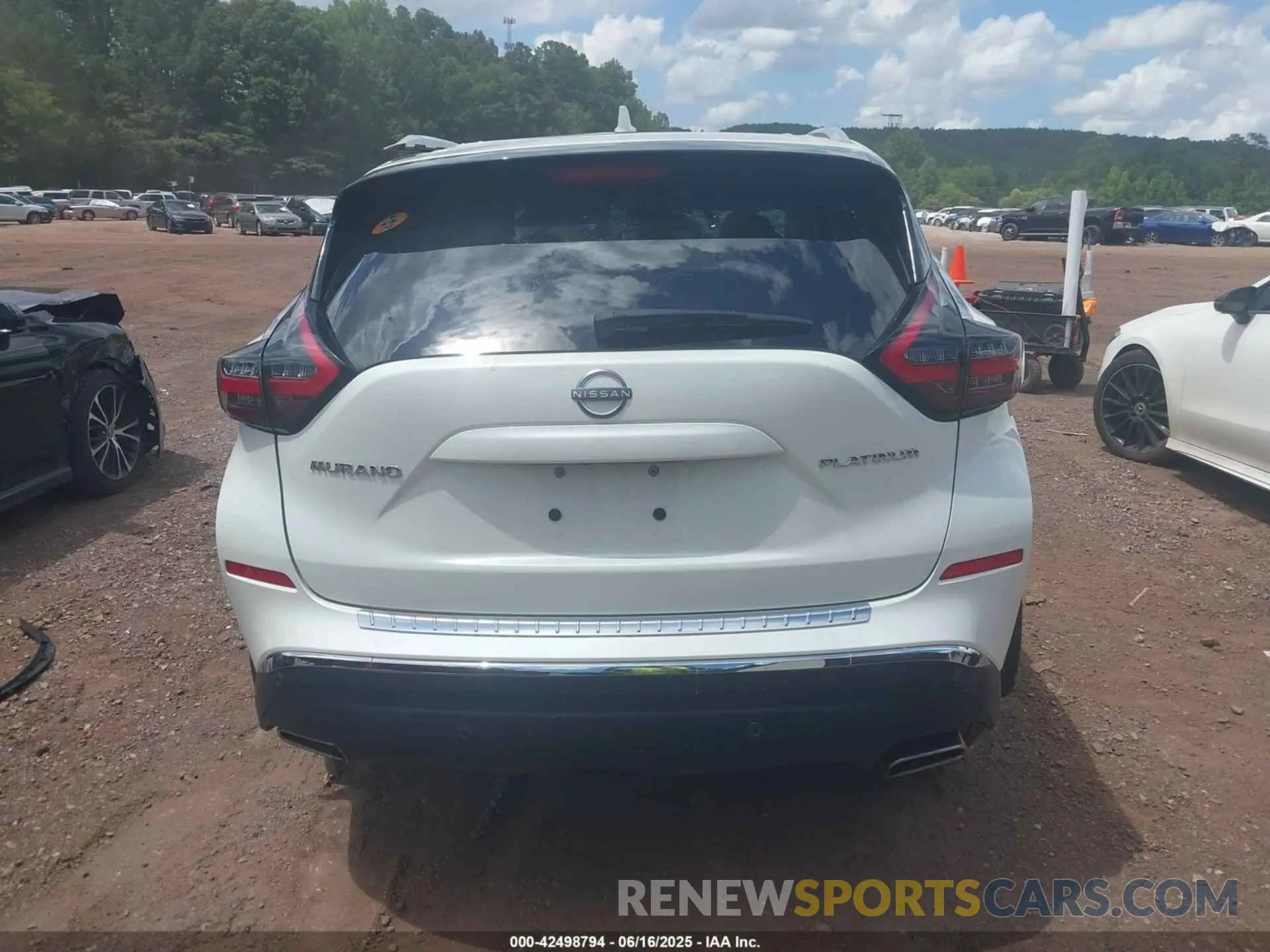 15 Photograph of a damaged car 5N1AZ2DJ3PC132795 NISSAN MURANO 2023