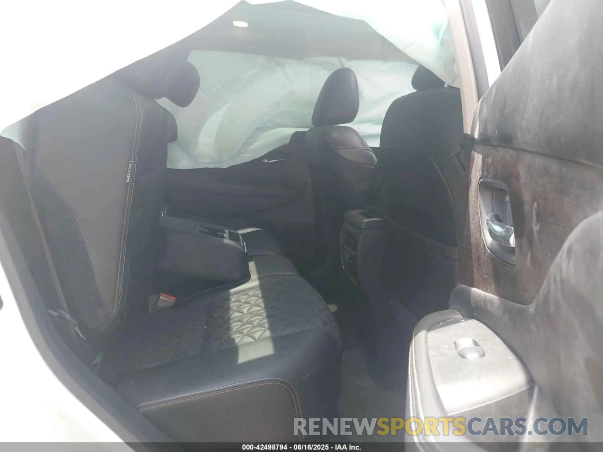 8 Photograph of a damaged car 5N1AZ2DJ3PC132795 NISSAN MURANO 2023