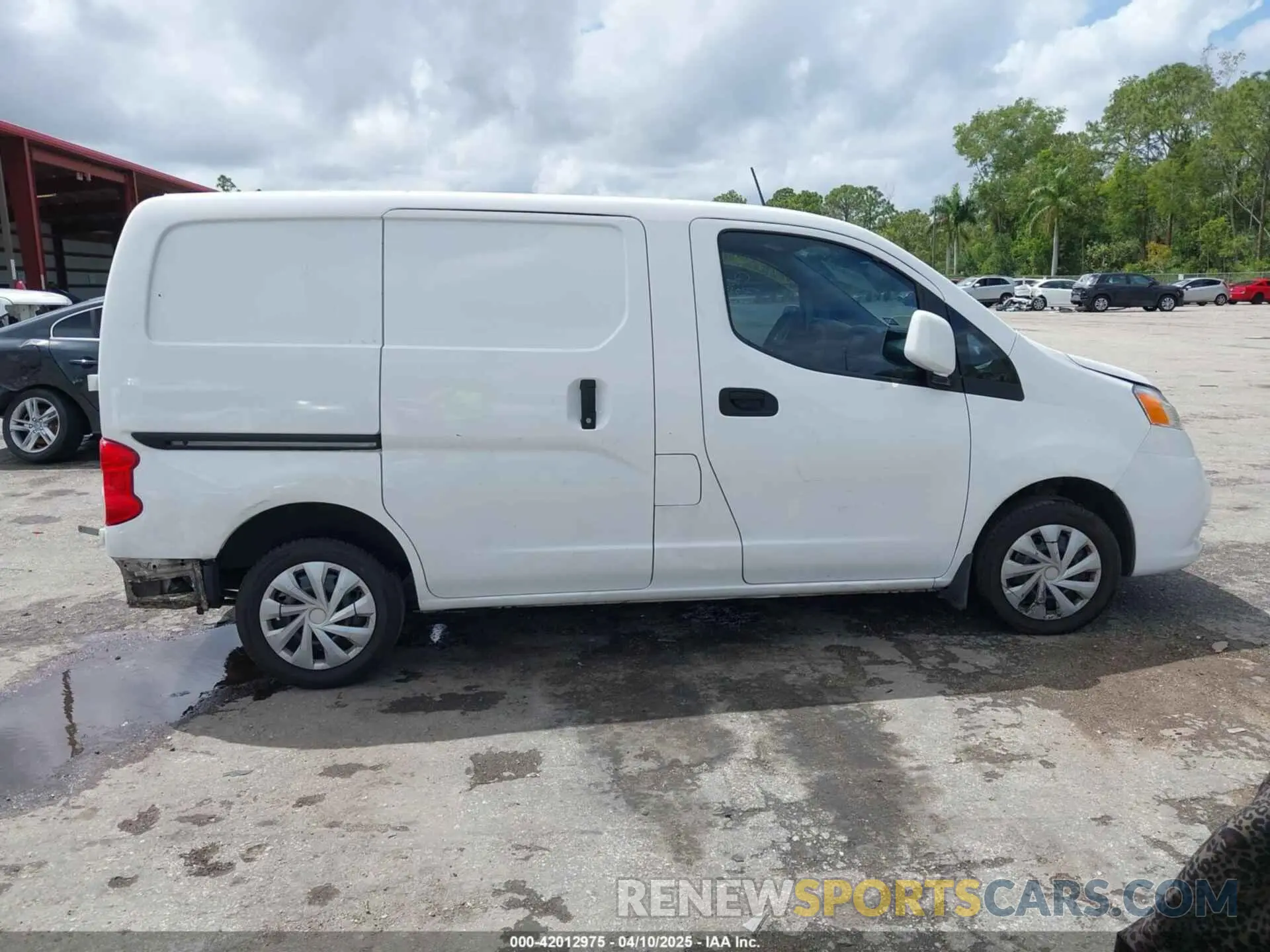 12 Фотография поврежденного автомобиля 3N6CM0KN9LK709594 NISSAN NV 200 2020