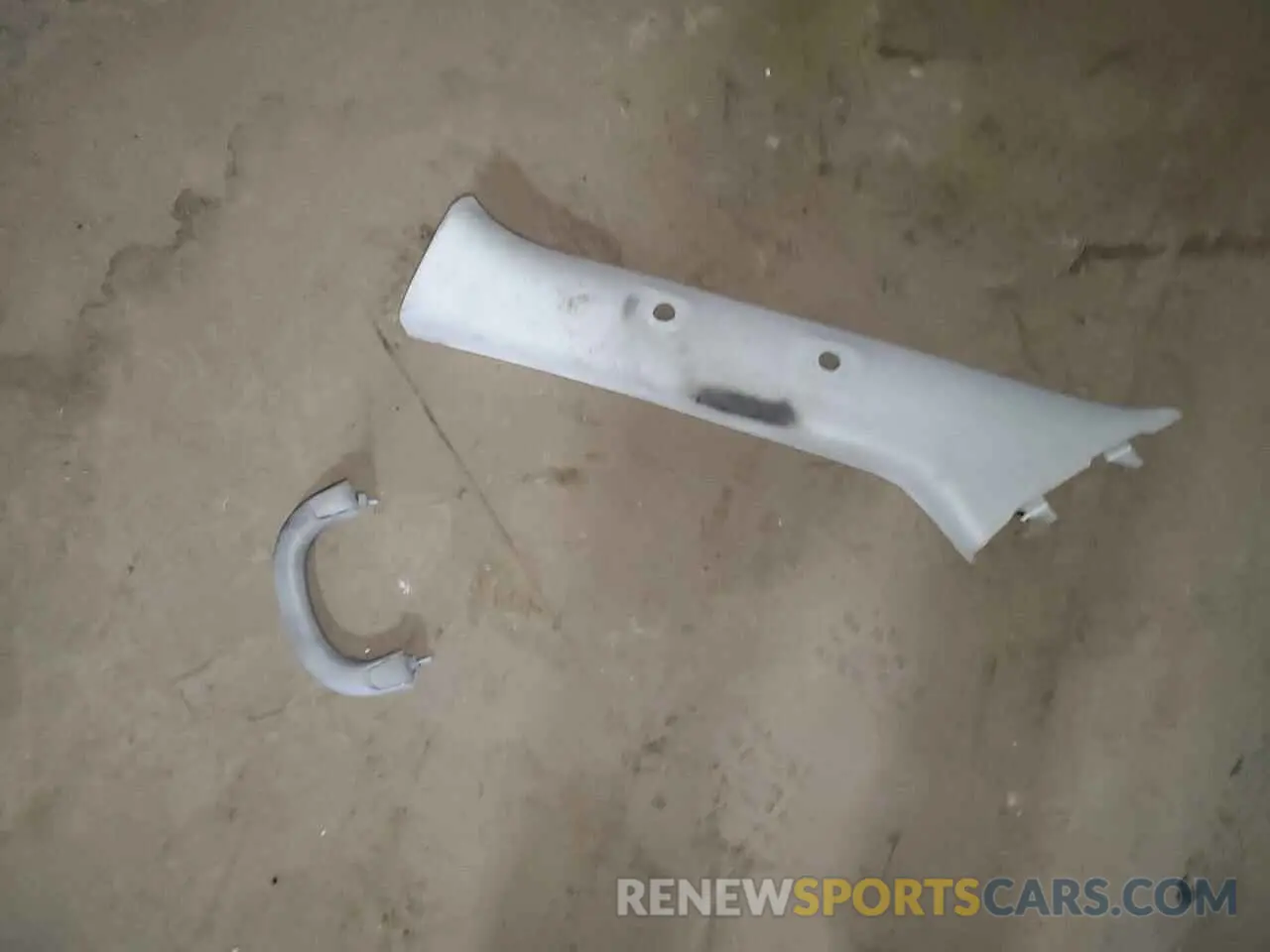 13 Photograph of a damaged car 1N6BF0LY4KN808217 NISSAN NV 2019