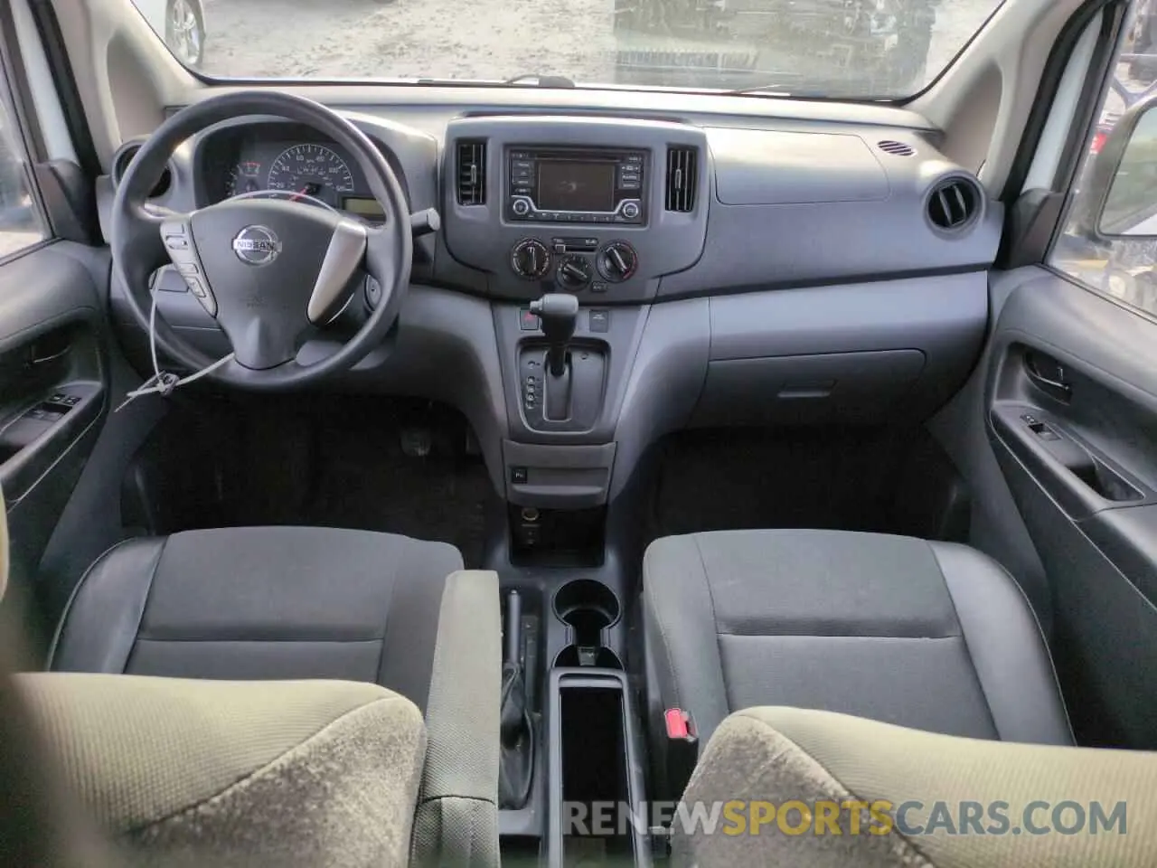 8 Фотография поврежденного автомобиля 3N6CM0KN0KK695616 NISSAN NV 2019
