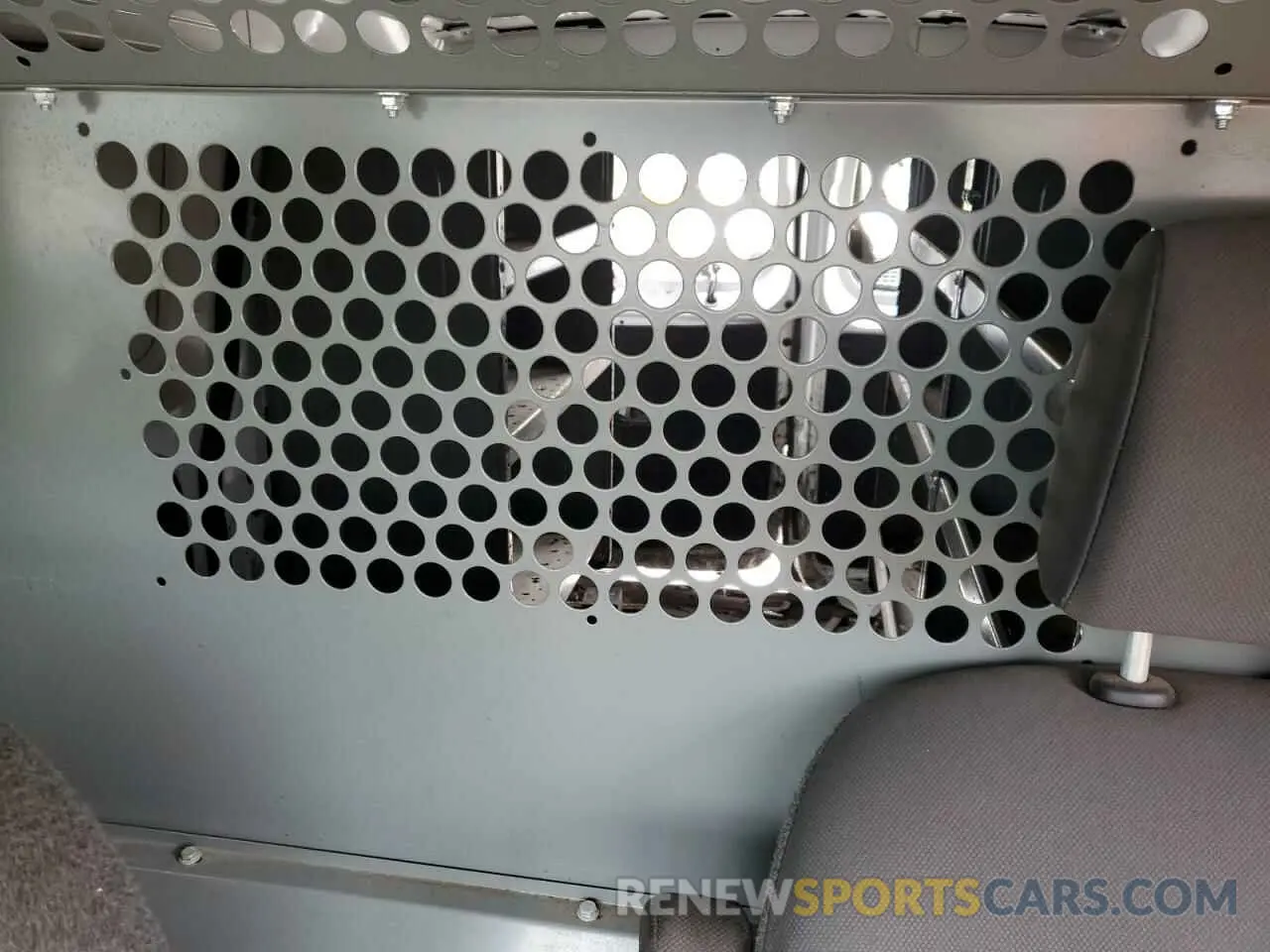 10 Photograph of a damaged car 3N6CM0KN5KK692999 NISSAN NV 2019