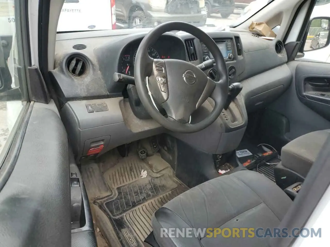 8 Photograph of a damaged car 3N6CM0KN5KK692999 NISSAN NV 2019