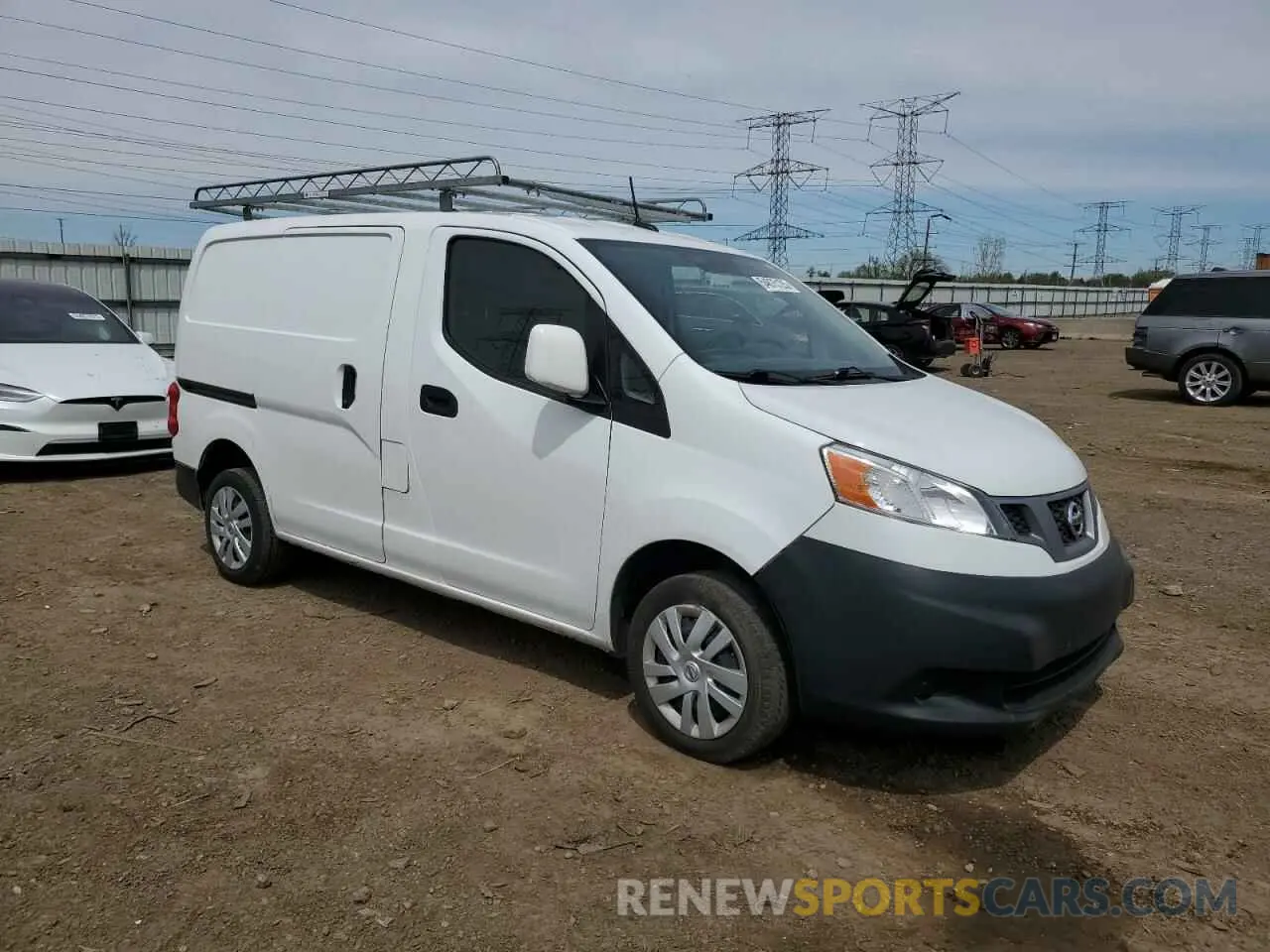 4 Photograph of a damaged car 3N6CM0KN7LK700635 NISSAN NV 2020