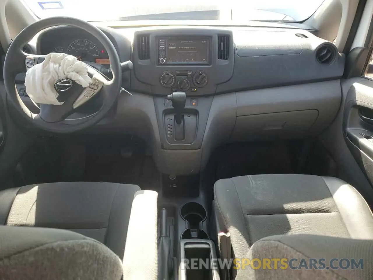 8 Фотография поврежденного автомобиля 3N6CM0KN8LK692075 NISSAN NV 2020