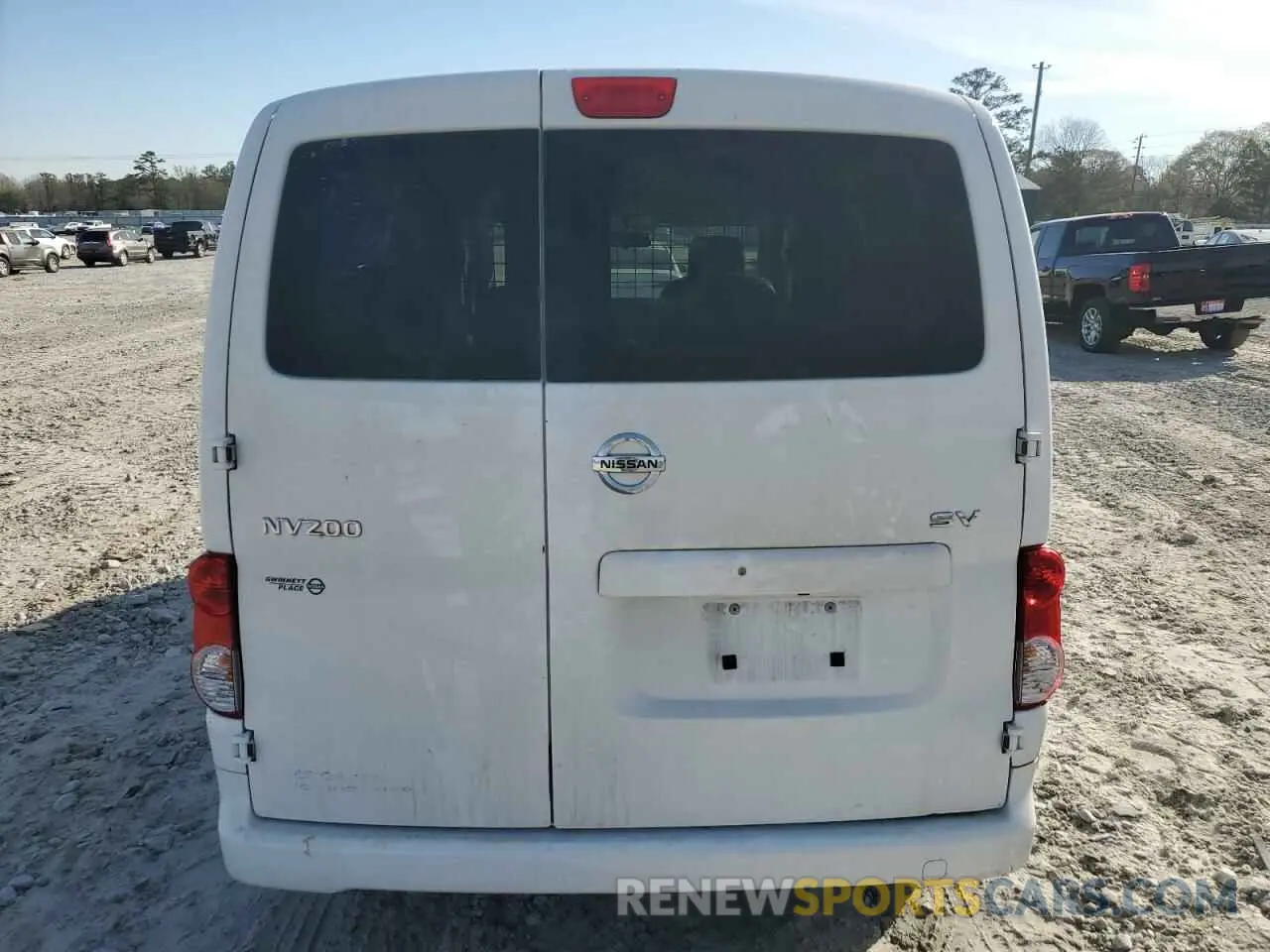 6 Photograph of a damaged car 3N6CM0KN8LK692335 NISSAN NV 2020