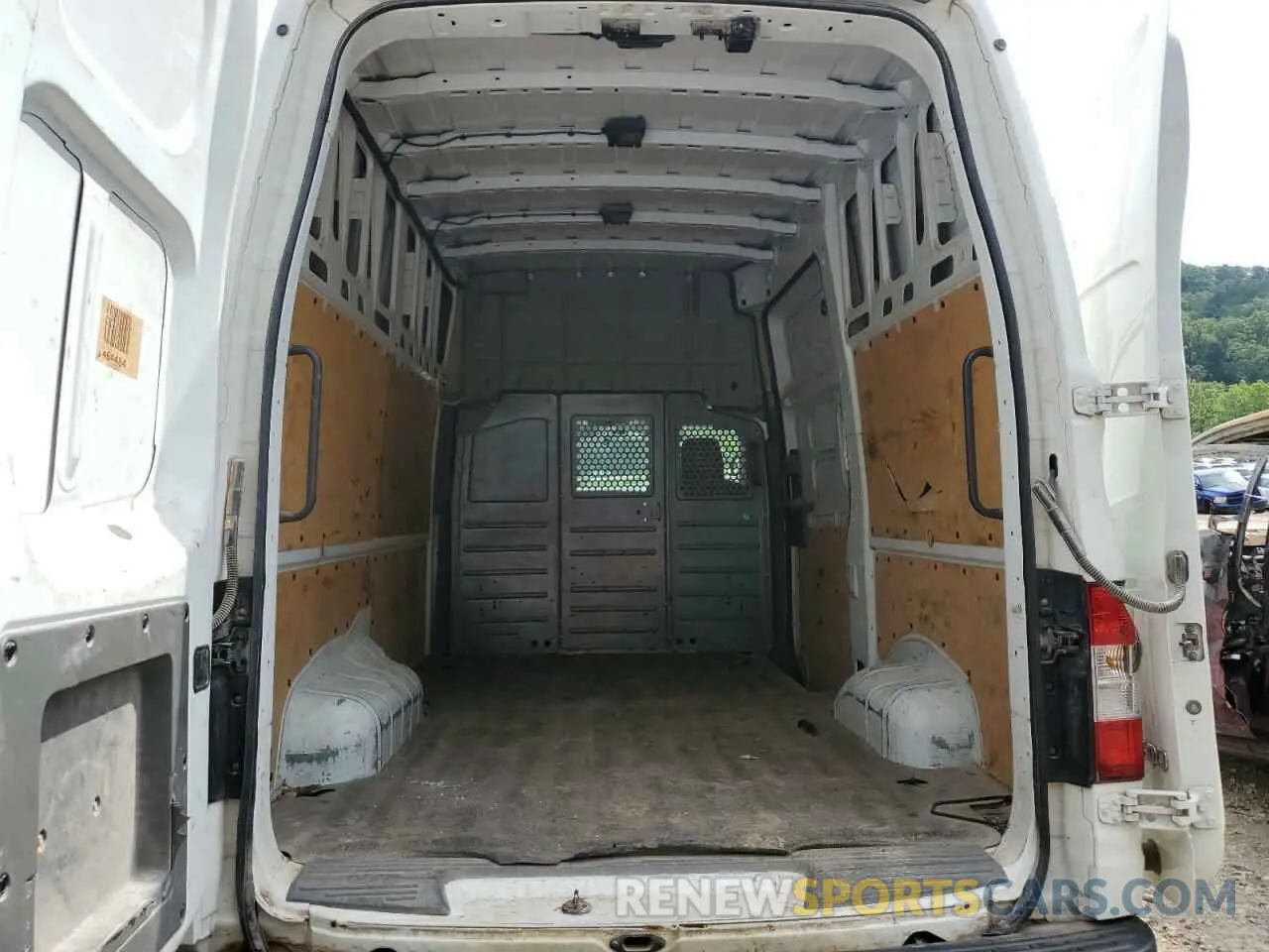 10 Photograph of a damaged car 1N6BF0LY4MN806857 NISSAN NV 2021