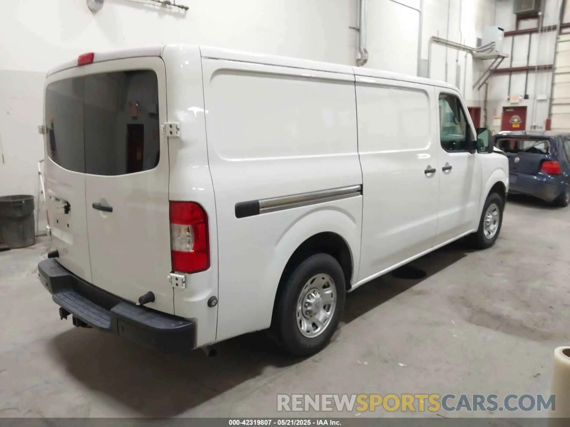 4 Photograph of a damaged car 1N6BF0KM3KN800446 NISSAN NV CARGO NV1500 2019