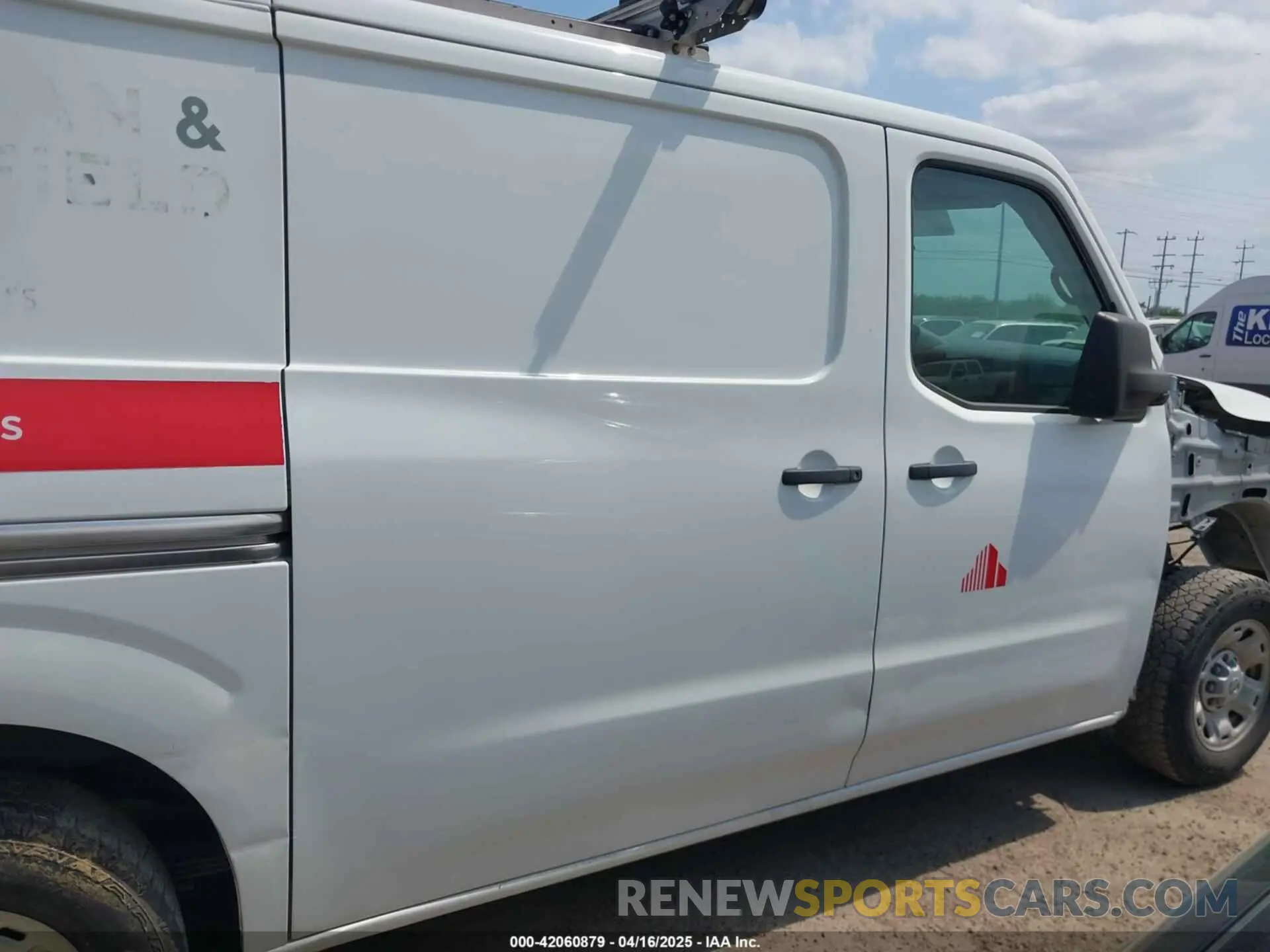 13 Photograph of a damaged car 1N6BF0KM0LN810613 NISSAN NV CARGO NV1500 2020