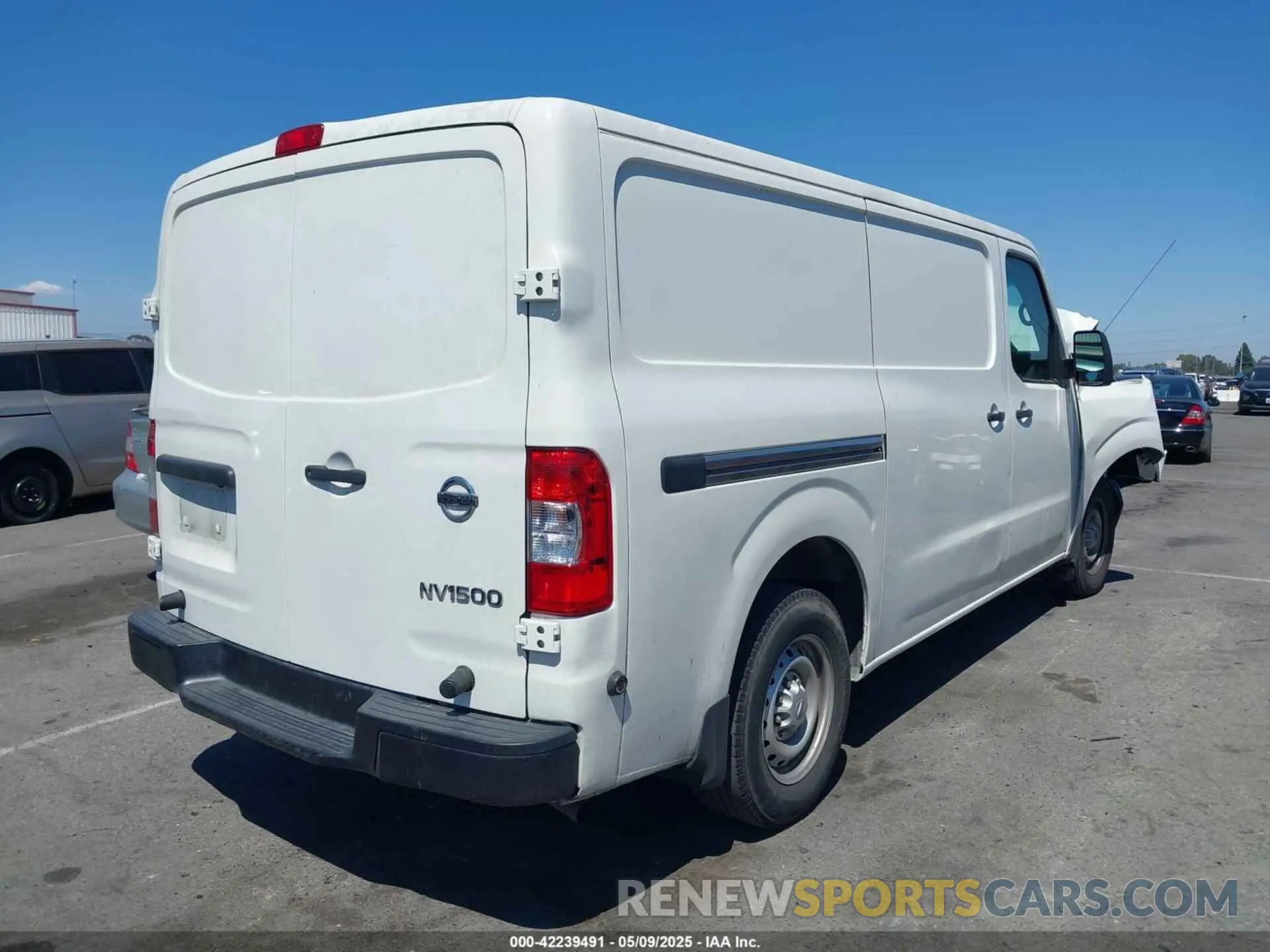 4 Фотография поврежденного автомобиля 1N6BF0KM7LN806302 NISSAN NV CARGO NV1500 2020