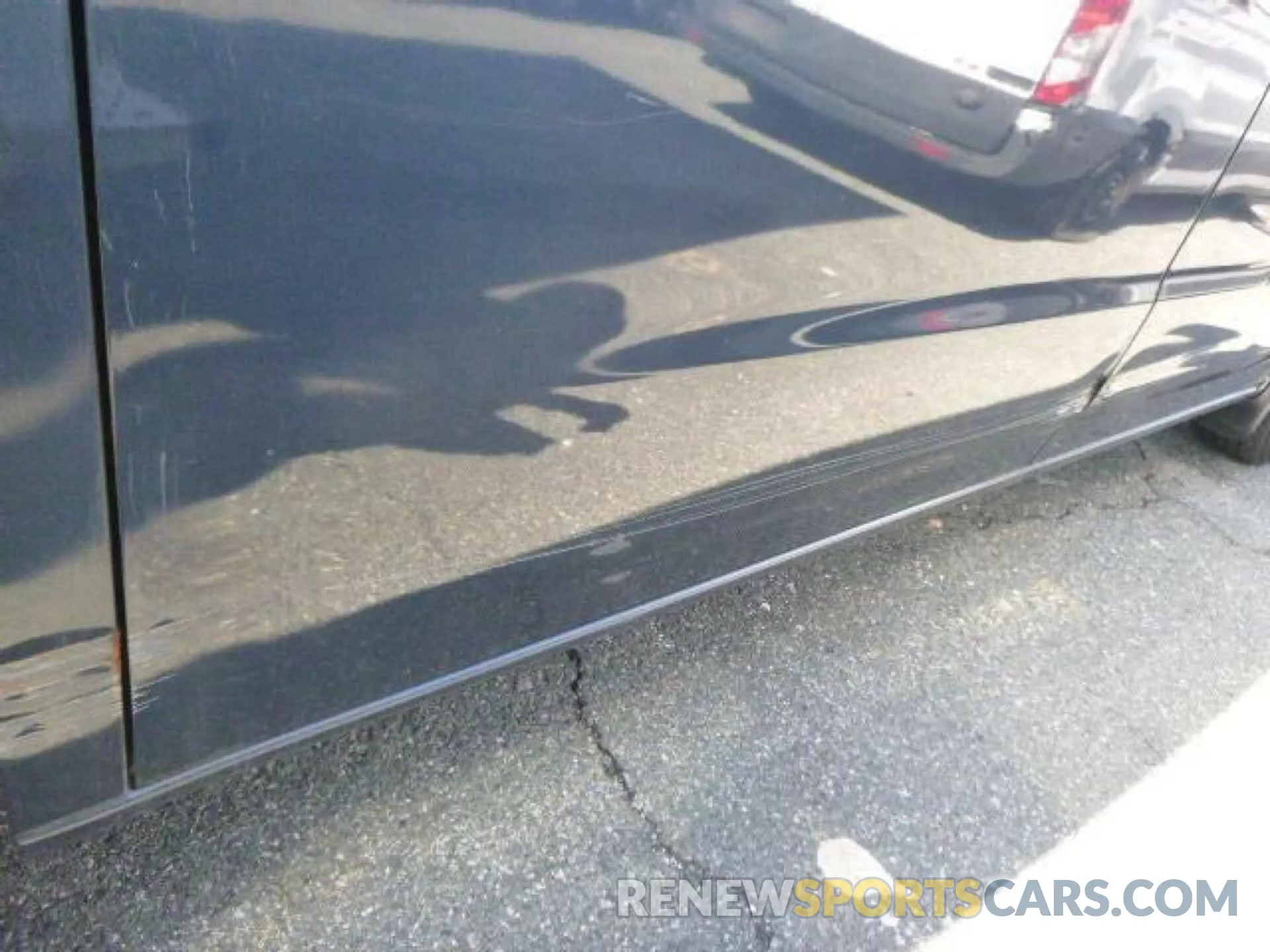 4 Photograph of a damaged car 1N6BF0LY3KN807964 NISSAN NV CARGO NV2500 HD 2019