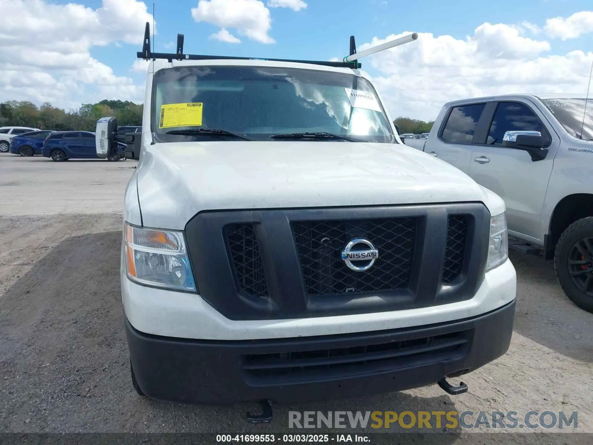 12 Photograph of a damaged car 1N6AF0KY9LN804355 NISSAN NV CARGO NV2500 HD 2020