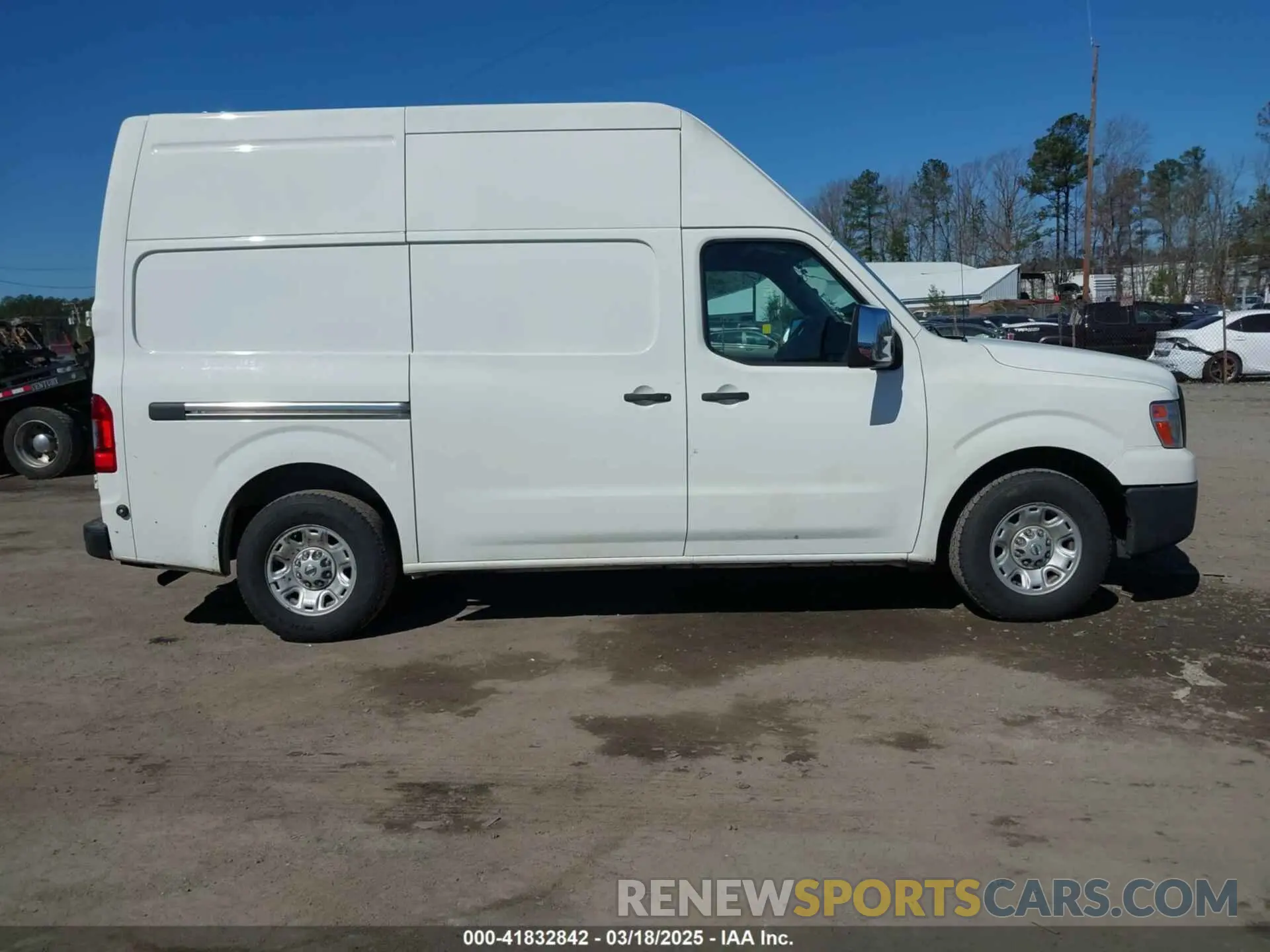 13 Photograph of a damaged car 1N6AF0LY4LN803404 NISSAN NV CARGO NV3500 HD 2020