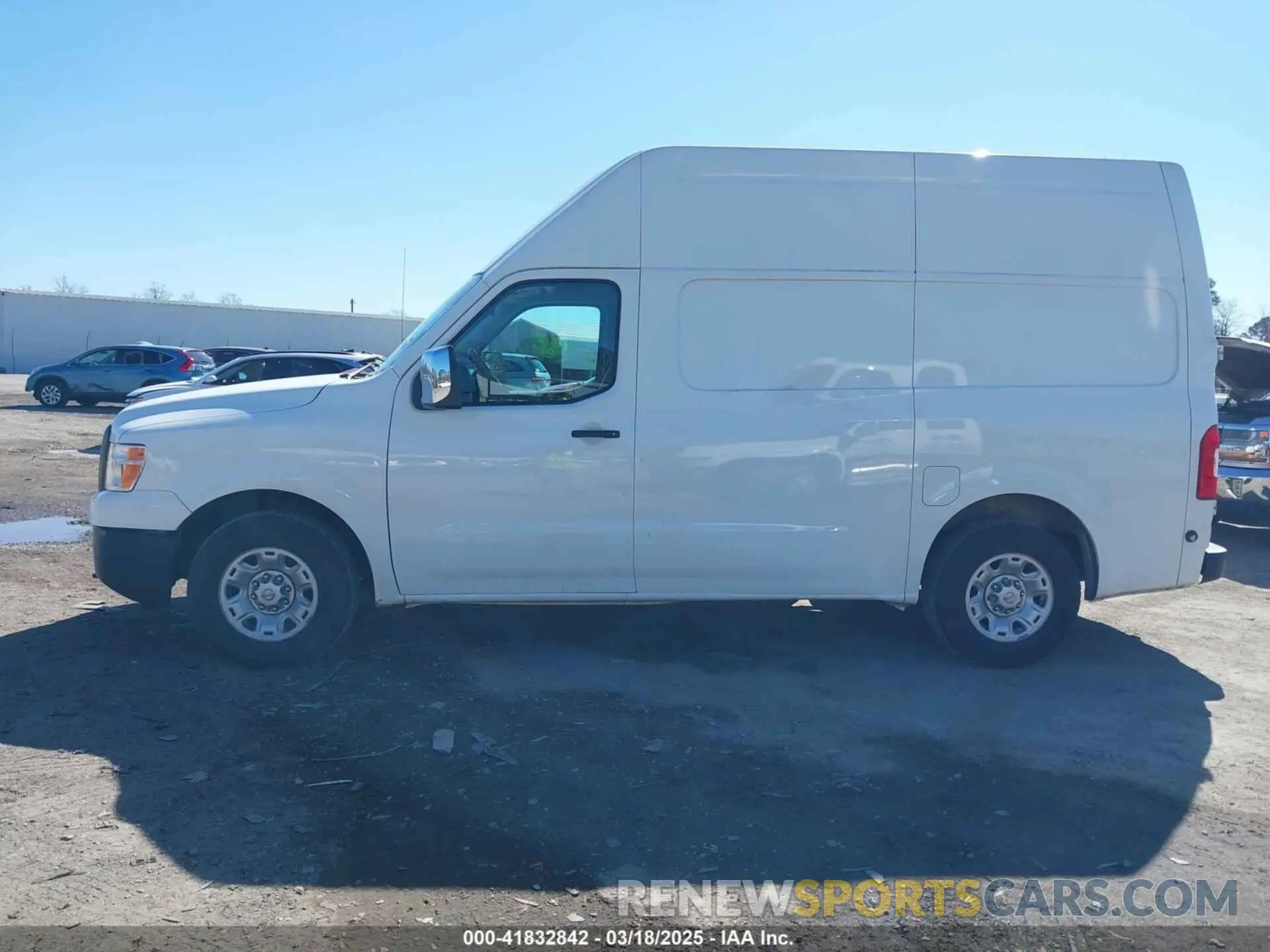 14 Photograph of a damaged car 1N6AF0LY4LN803404 NISSAN NV CARGO NV3500 HD 2020
