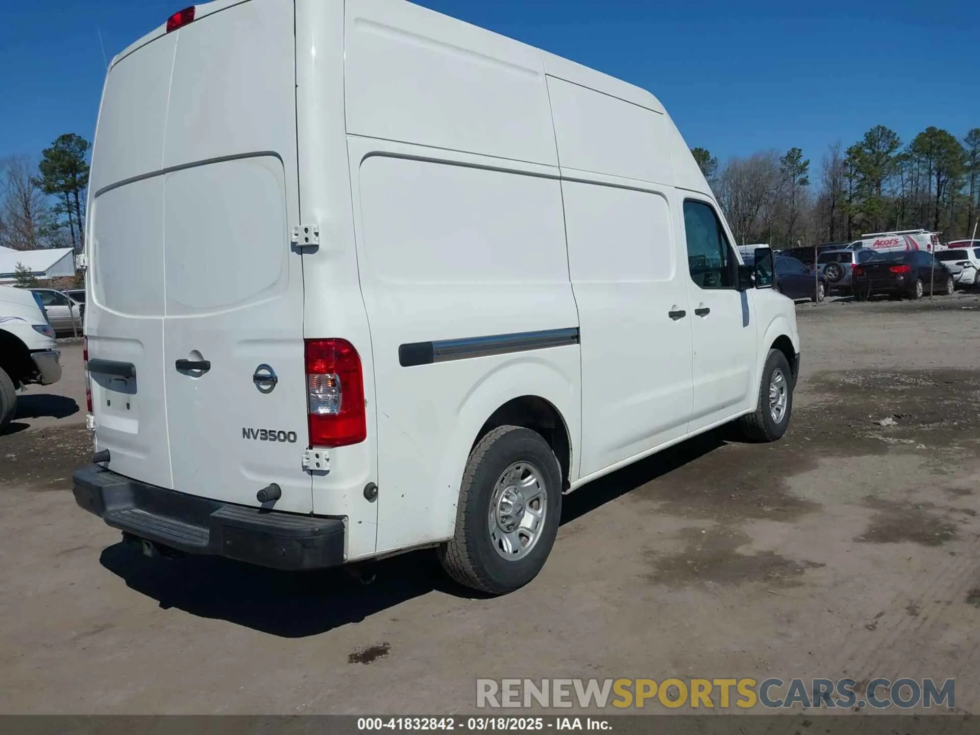 4 Photograph of a damaged car 1N6AF0LY4LN803404 NISSAN NV CARGO NV3500 HD 2020
