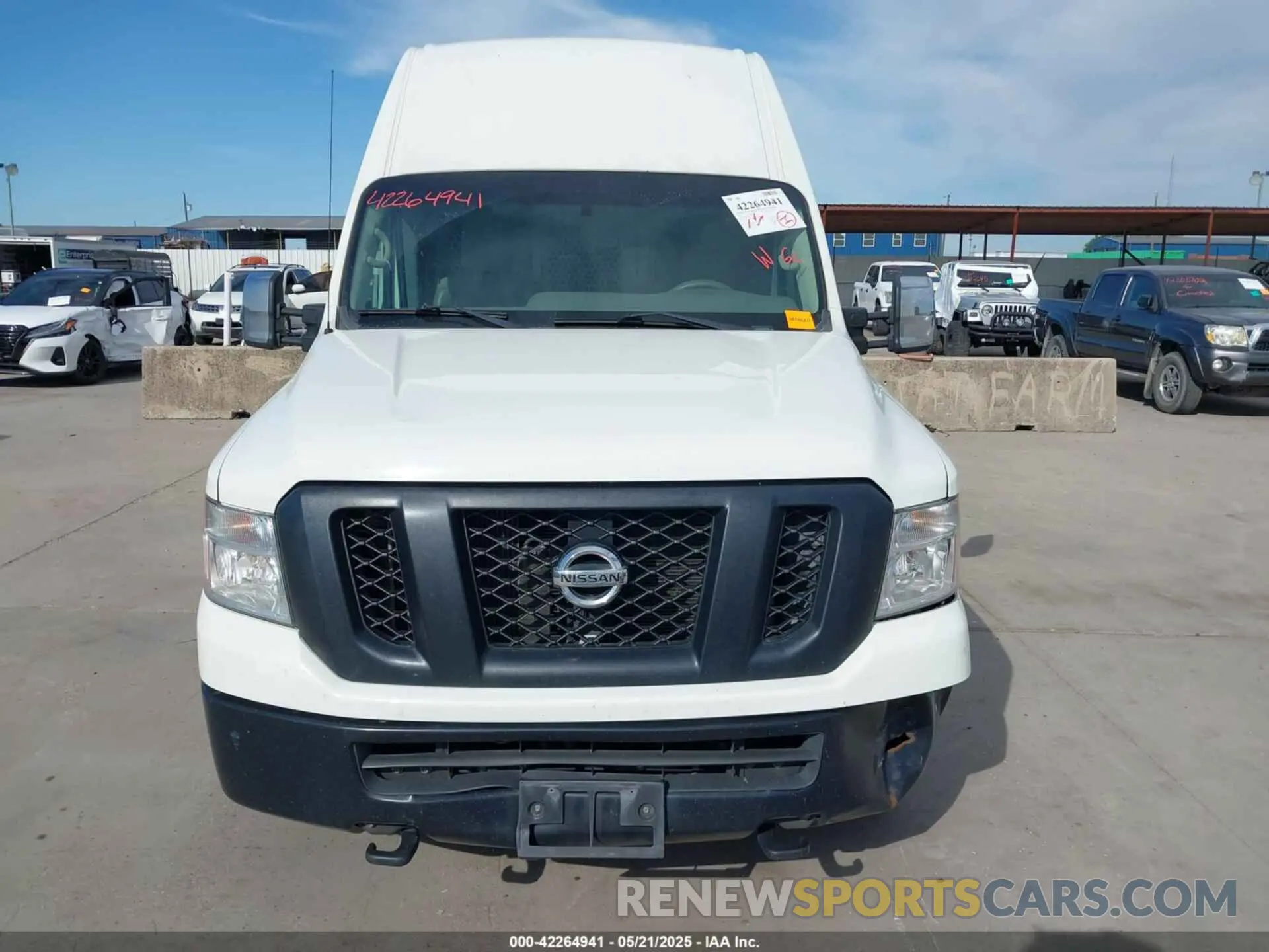 12 Photograph of a damaged car 1N6AF0LY8MN805030 NISSAN NV CARGO NV3500 HD 2021