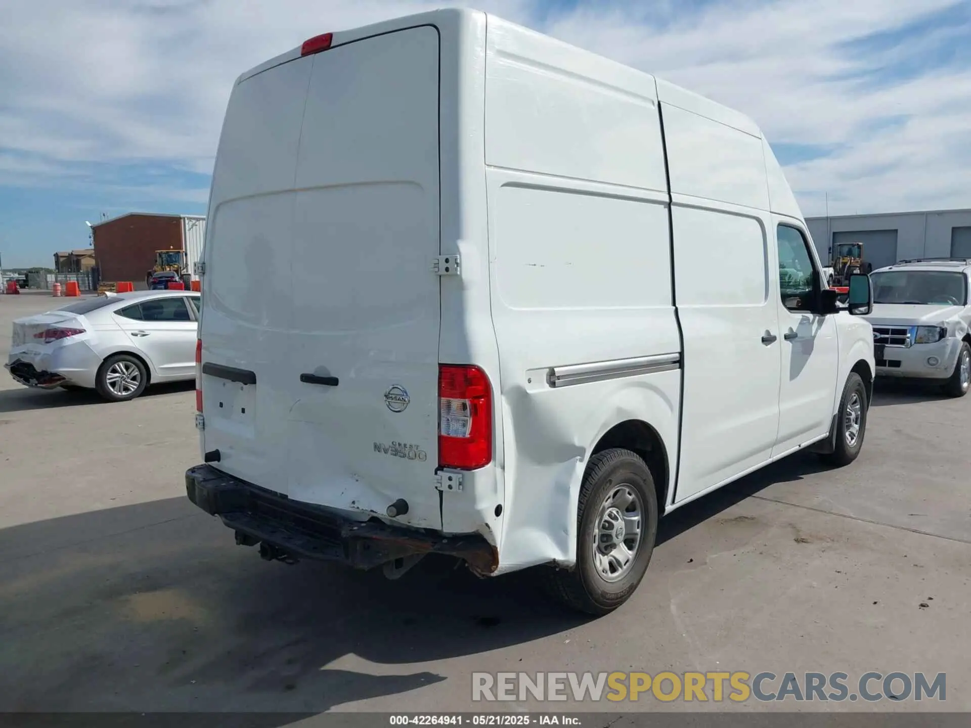 6 Photograph of a damaged car 1N6AF0LY8MN805030 NISSAN NV CARGO NV3500 HD 2021