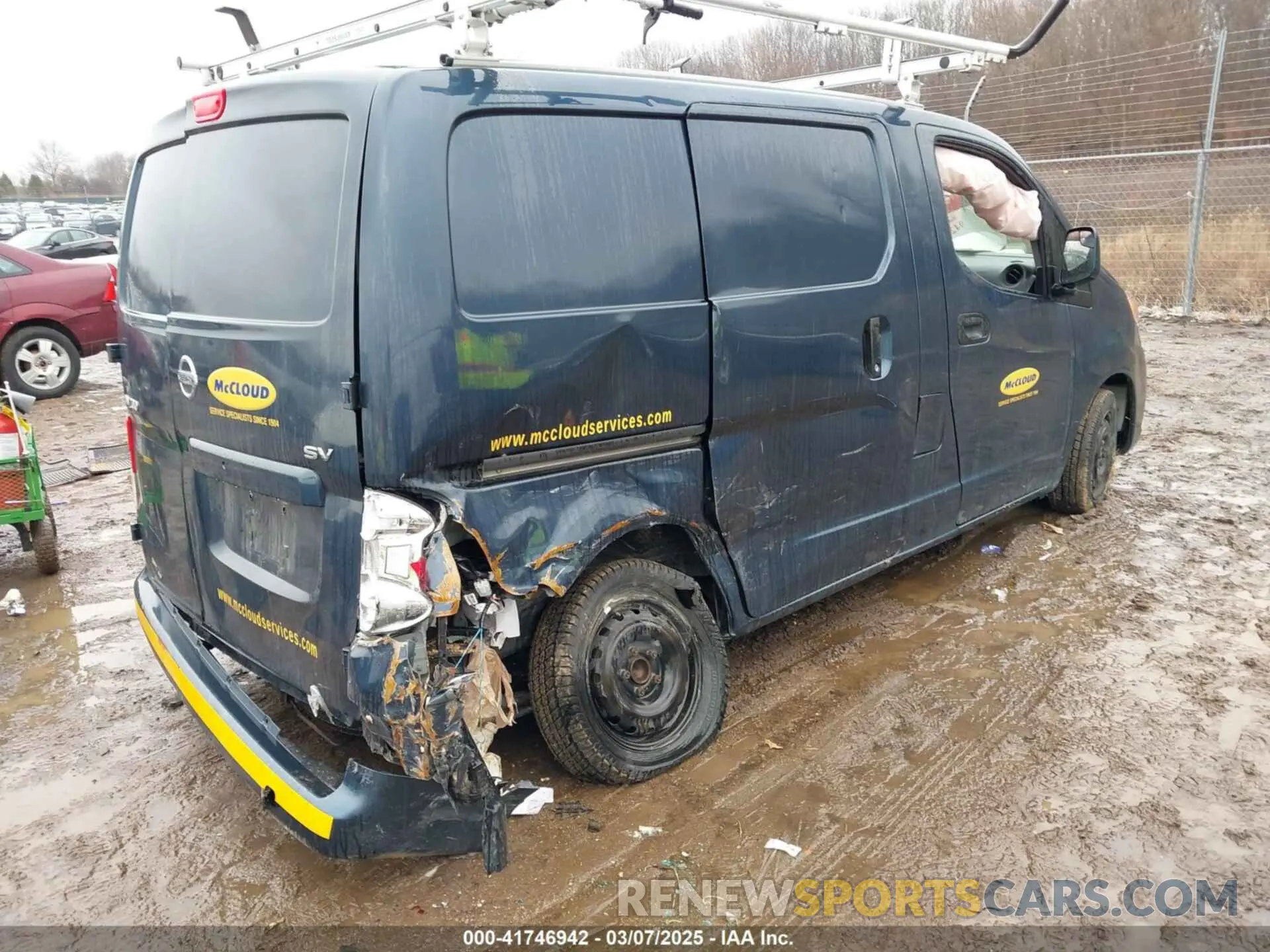 4 Photograph of a damaged car 3N6CM0KN2KK700069 NISSAN NV200 2019