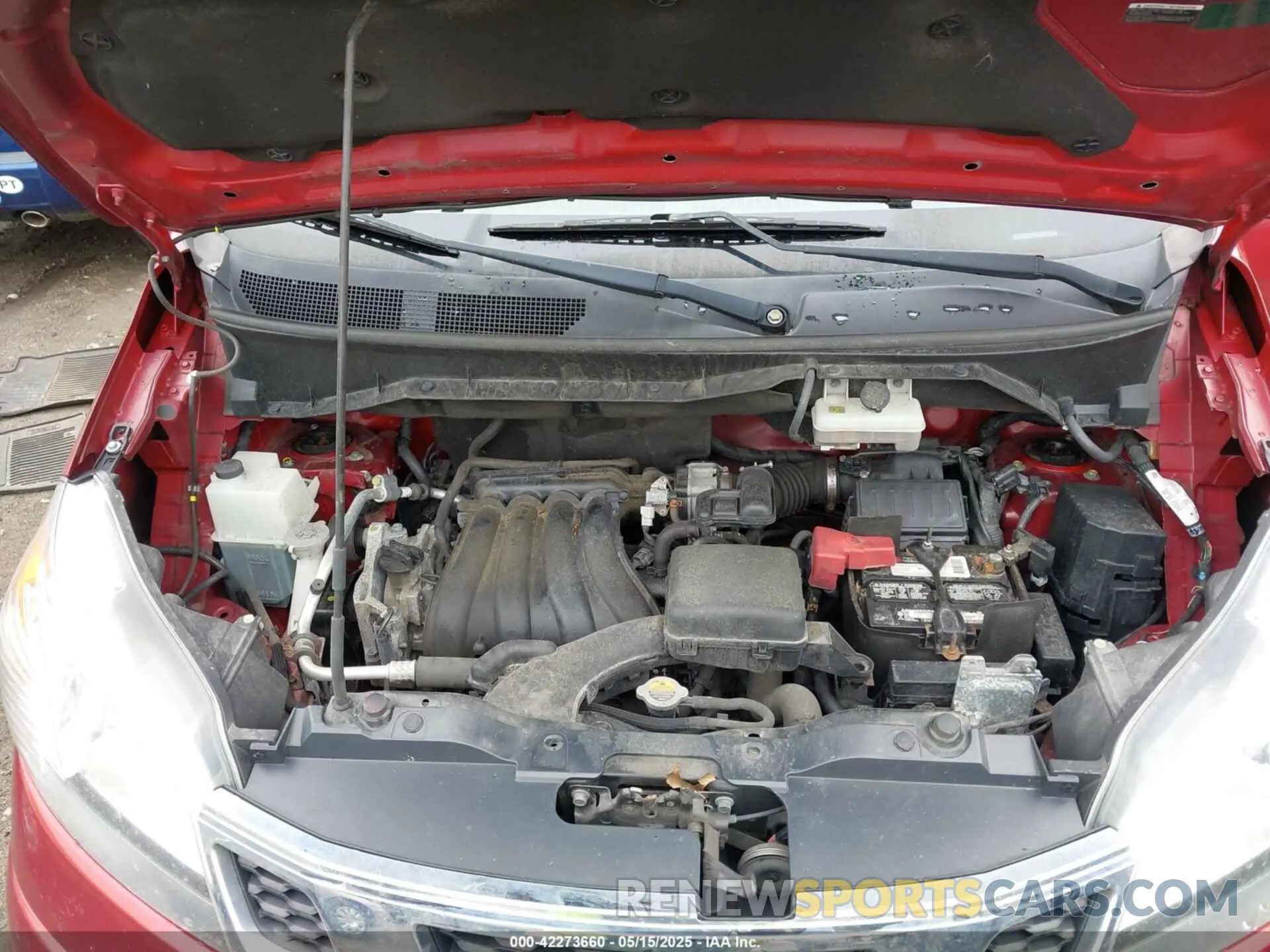 10 Photograph of a damaged car 3N6CM0KN3KK694587 NISSAN NV200 2019