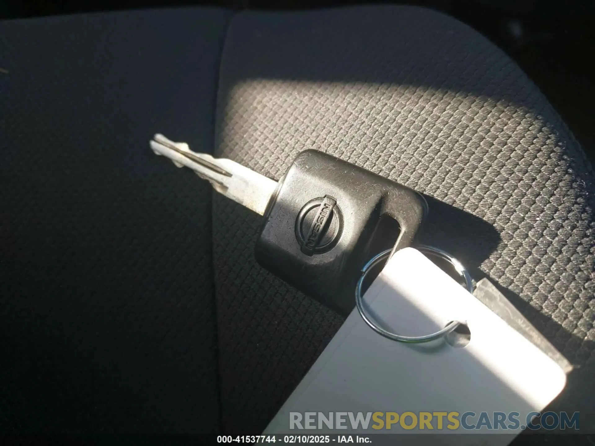 11 Photograph of a damaged car 3N6CM0KN9KK693153 NISSAN NV200 2019