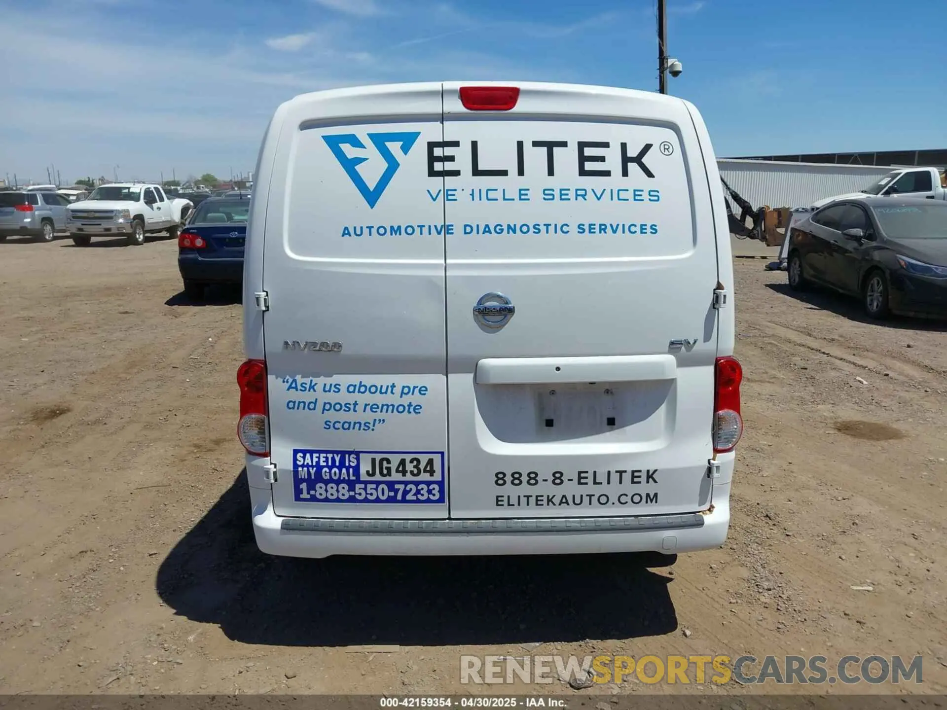 16 Photograph of a damaged car 3N6CM0KN9KK710081 NISSAN NV200 2019