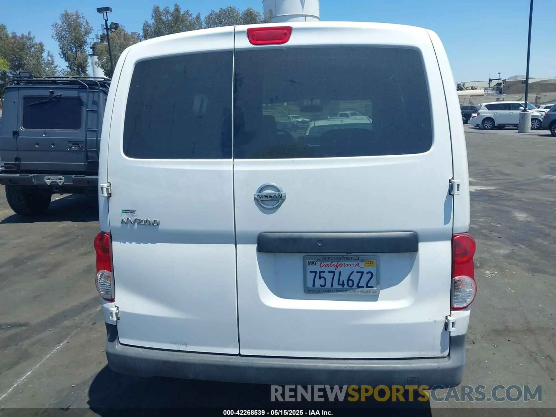 16 Фотография поврежденного автомобиля 3N6CM0KNXKK705276 NISSAN NV200 2019
