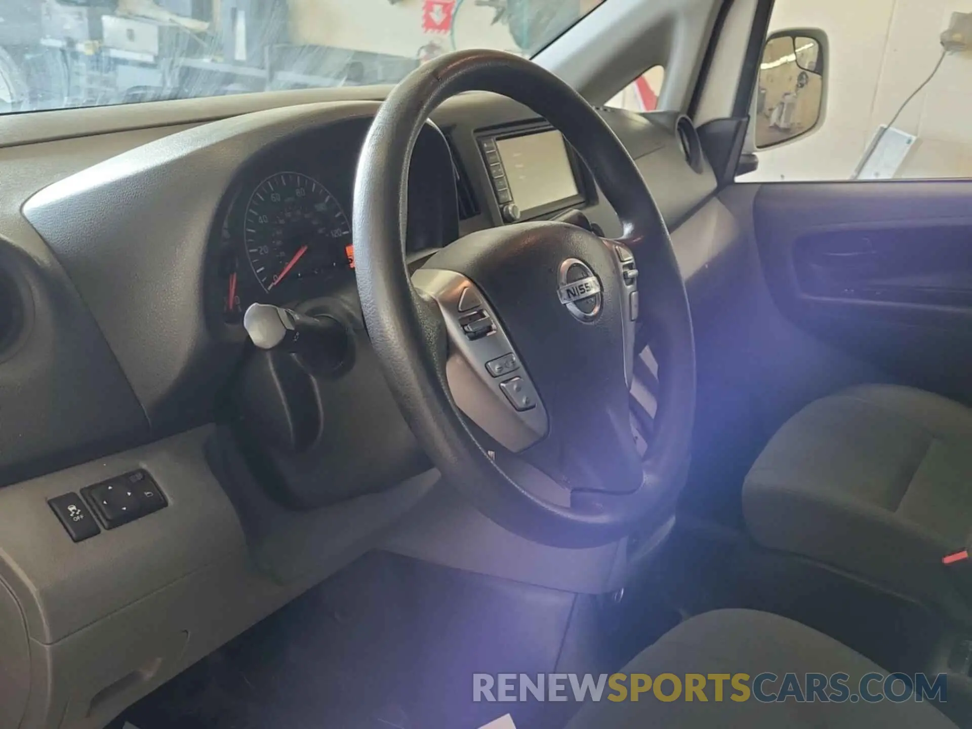 12 Фотография поврежденного автомобиля 3N6CM0KN2LK704415 NISSAN NV200 2020