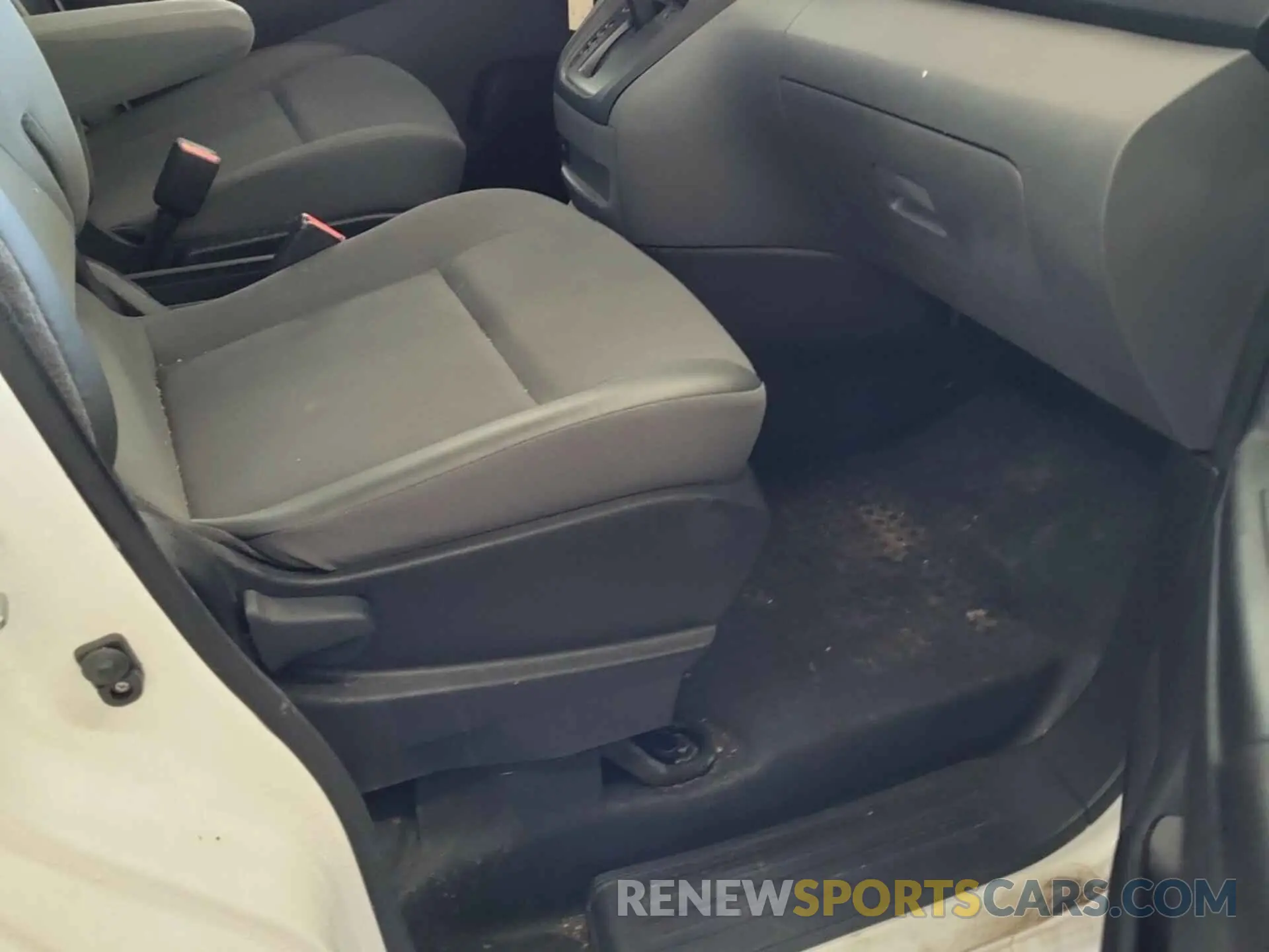 7 Фотография поврежденного автомобиля 3N6CM0KN2LK704415 NISSAN NV200 2020