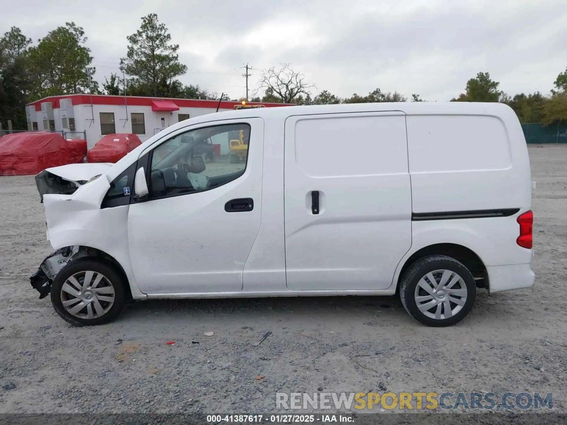 14 Photograph of a damaged car 3N6CM0KN1LK700534 NISSAN NV200  CARGO 2020