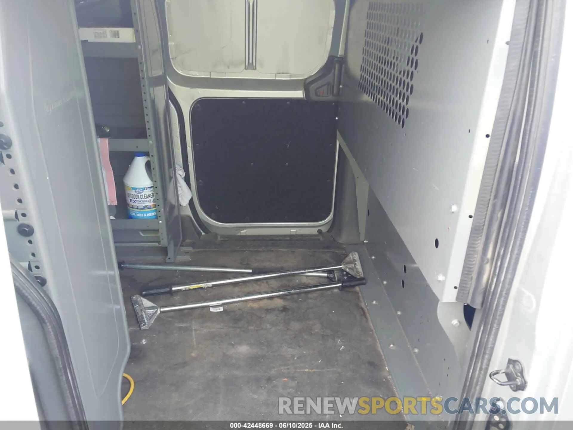 8 Photograph of a damaged car 3N6CM0KN2LK691570 NISSAN NV200  CARGO 2020