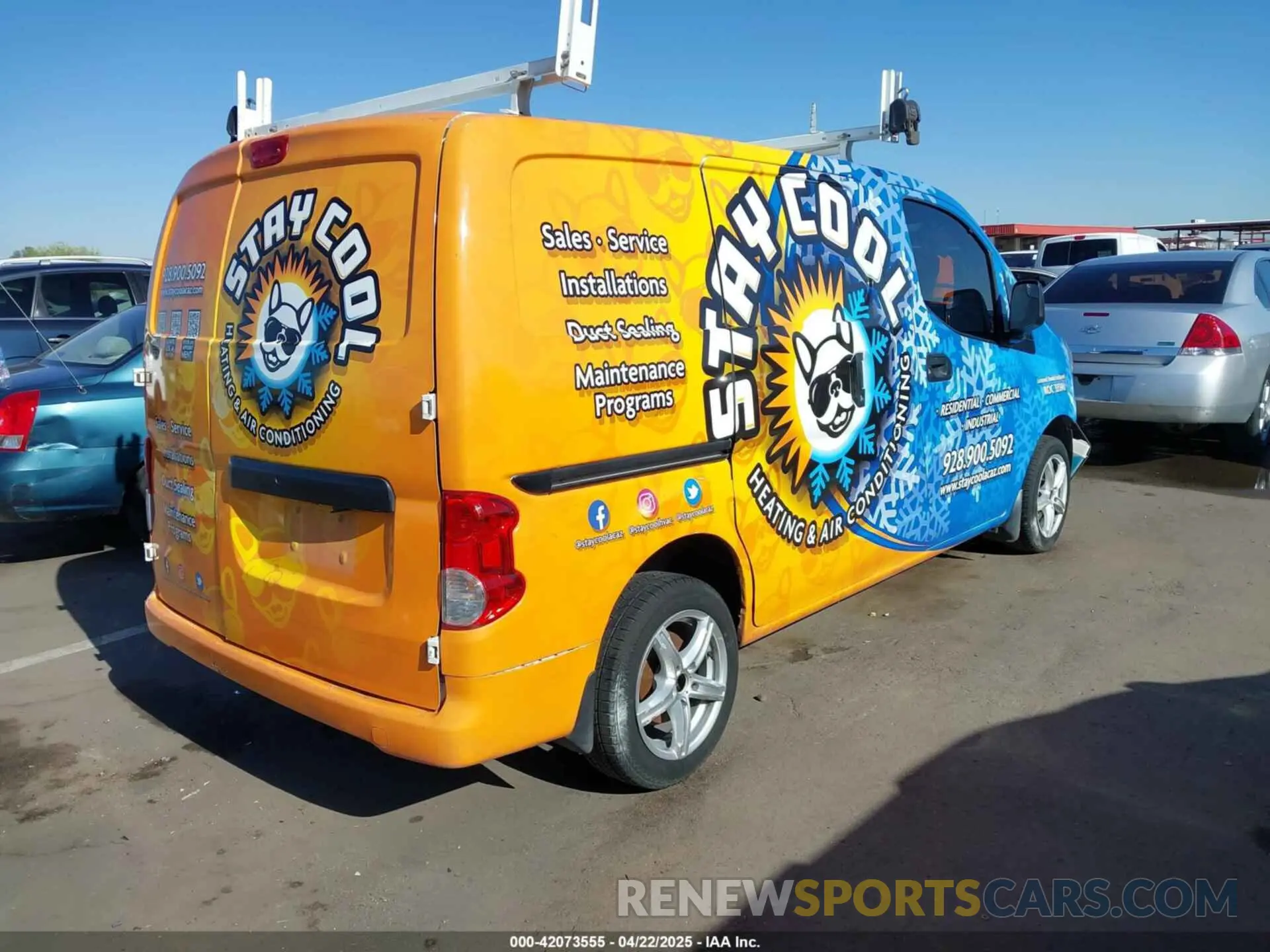 4 Photograph of a damaged car 3N6CM0KN2LK699541 NISSAN NV200  CARGO 2020