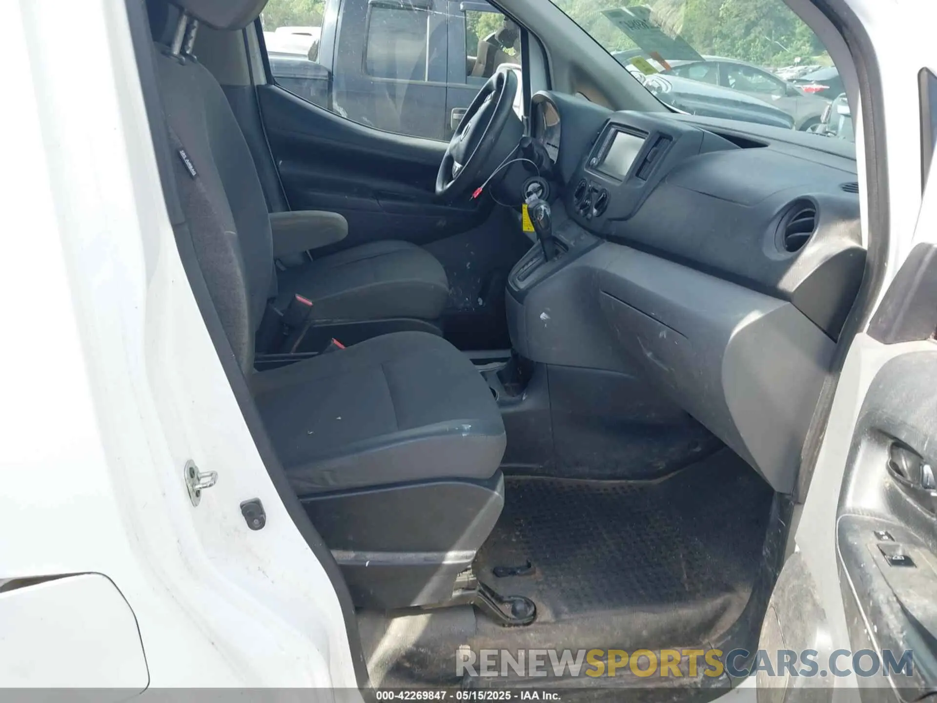 5 Фотография поврежденного автомобиля 3N6CM0KN3LK693280 NISSAN NV200  CARGO 2020