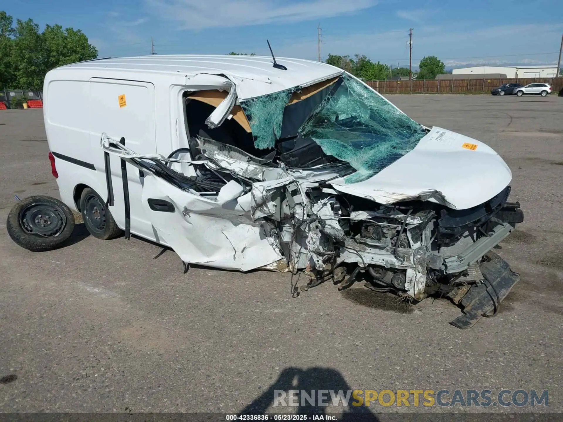 1 Photograph of a damaged car 3N6CM0KNXLK700354 NISSAN NV200  CARGO 2020